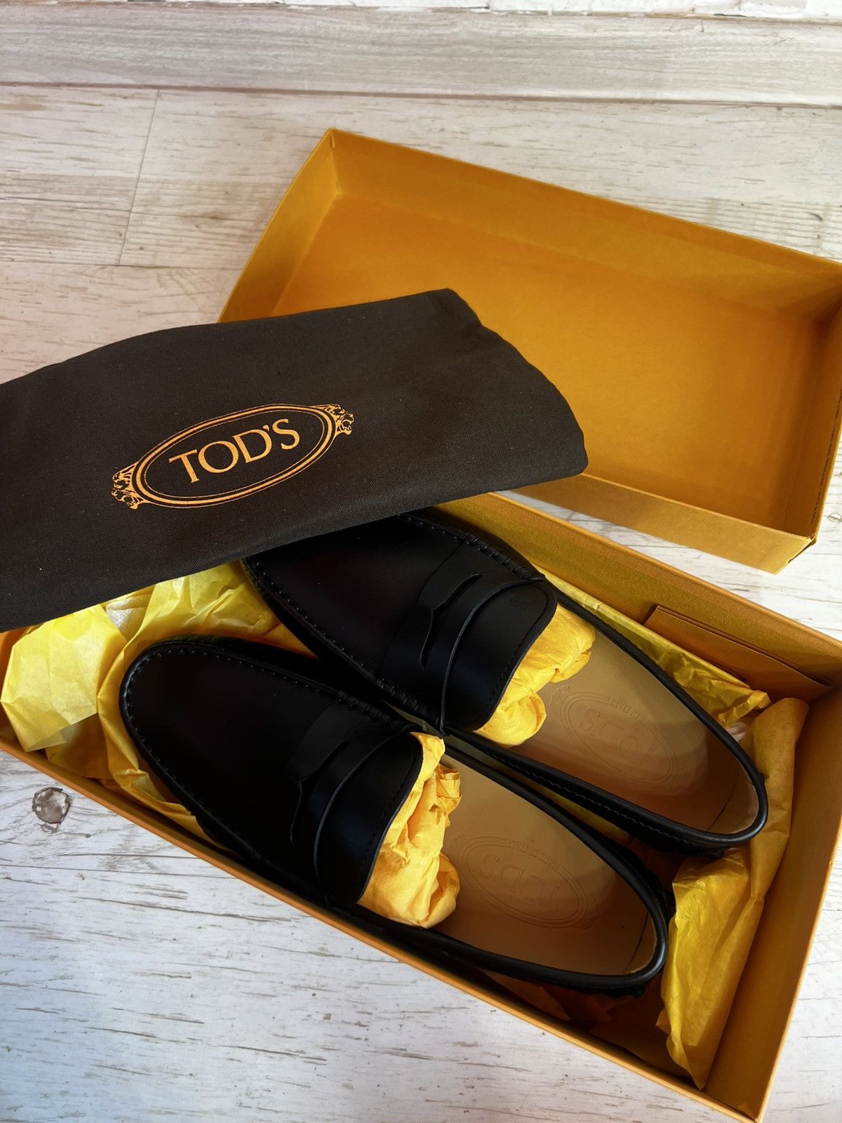 Tod's Tod’s Nuovo Gommino Loafers UK 5,5 Leather Shoes Moccasins Size US 5.5 / EU 38 - 15 Thumbnail