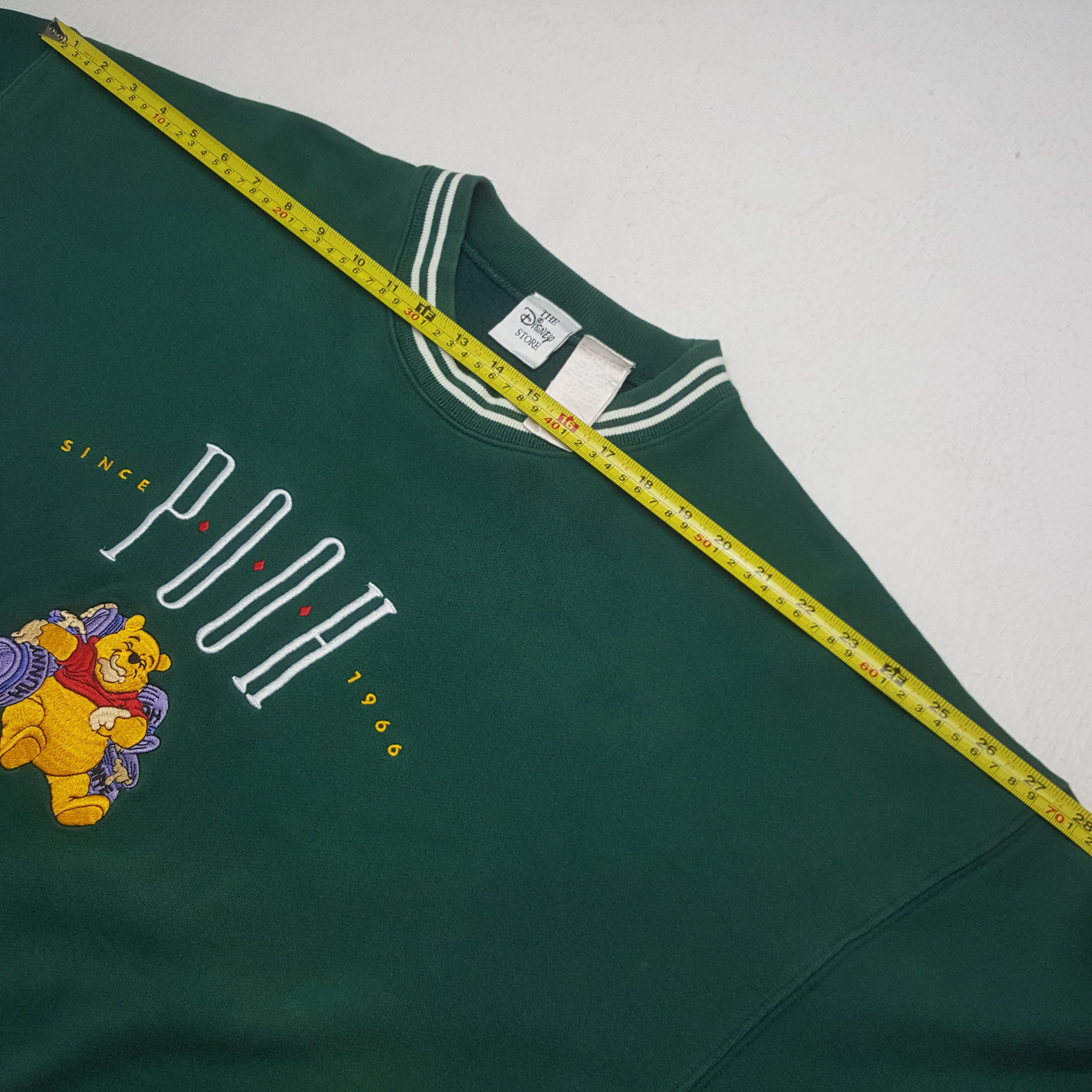 Disney Vintage Since Pooh 1966 Disney Store Sweatshirt Size US XL / EU 56 / 4 - 6 Thumbnail