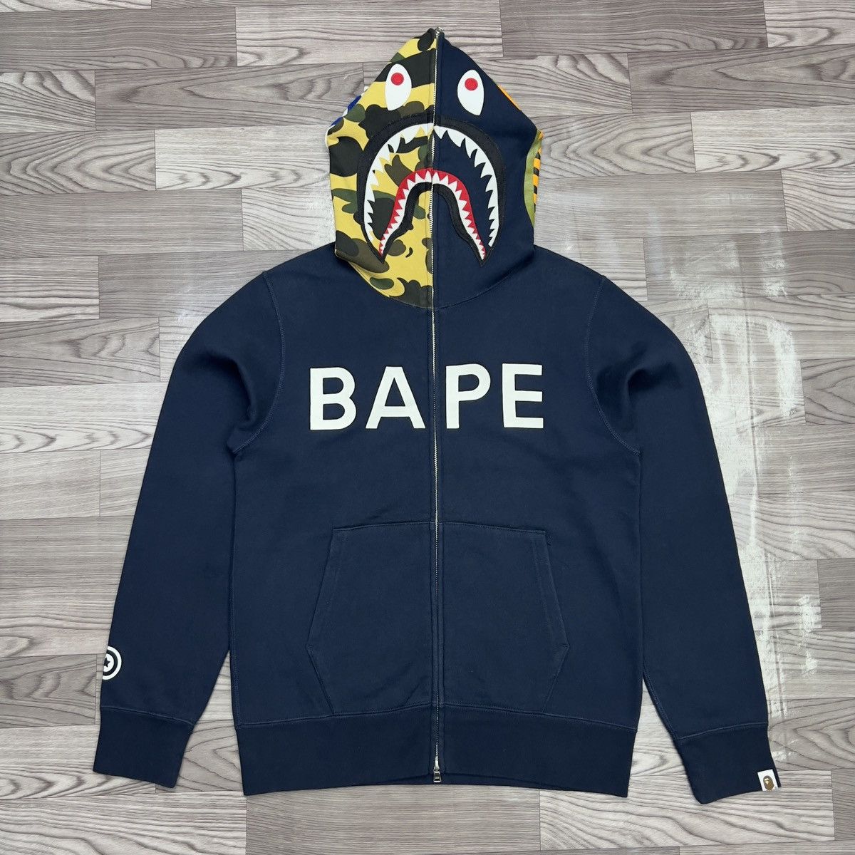 Bape Bape Classic Shark Full Zip Hoodie Size US M / EU 48-50 / 2 - 2 Thumbnail