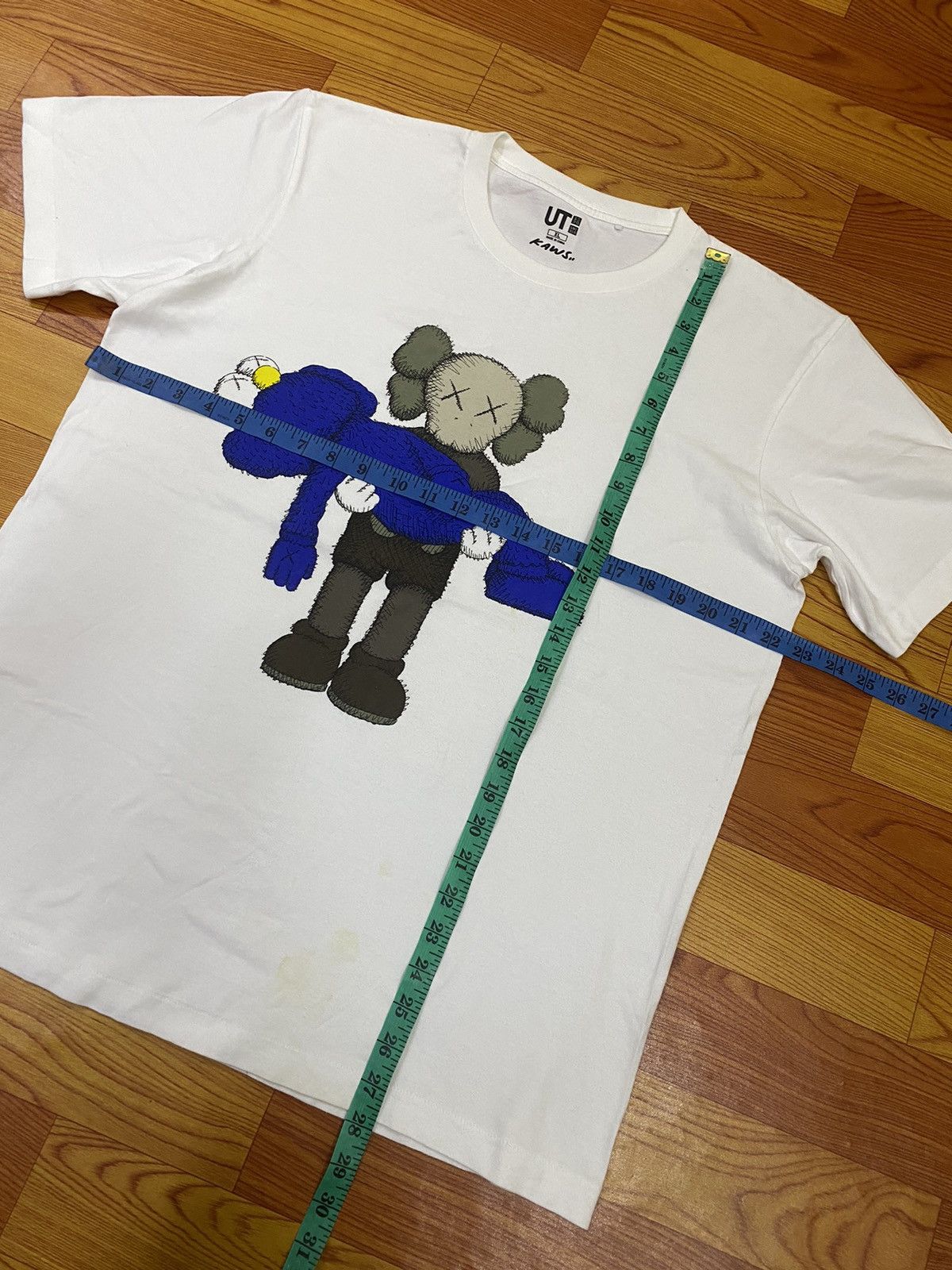 Japanese Brand × Uniqlo Kaws Elmo x Uniqlo Tee Size US L / EU 52-54 / 3 - 8 Thumbnail