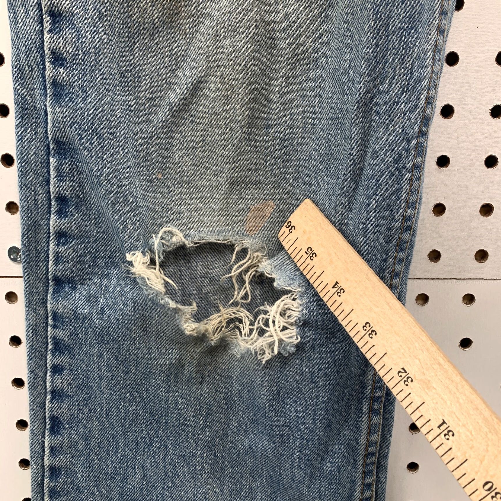 Levi's VINTAGE Levi's 505 Blue Denim Jeans Straight Leg Regular Fit 28x35 USA Mens Size US 28 / EU 44 - 4 Thumbnail