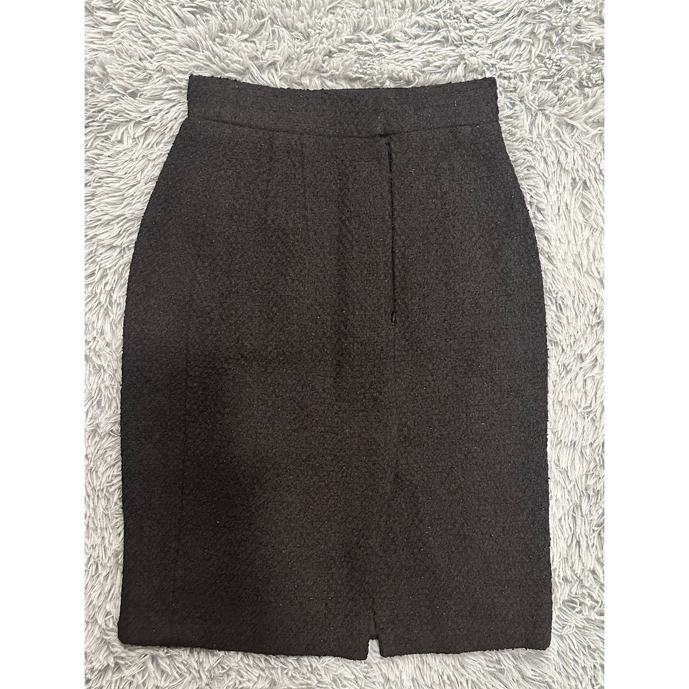 Chanel Chanel Black Textured Pencil Skirt Size 34 Made In France Size 34" / US 12 / IT 48 - 2 Thumbnail