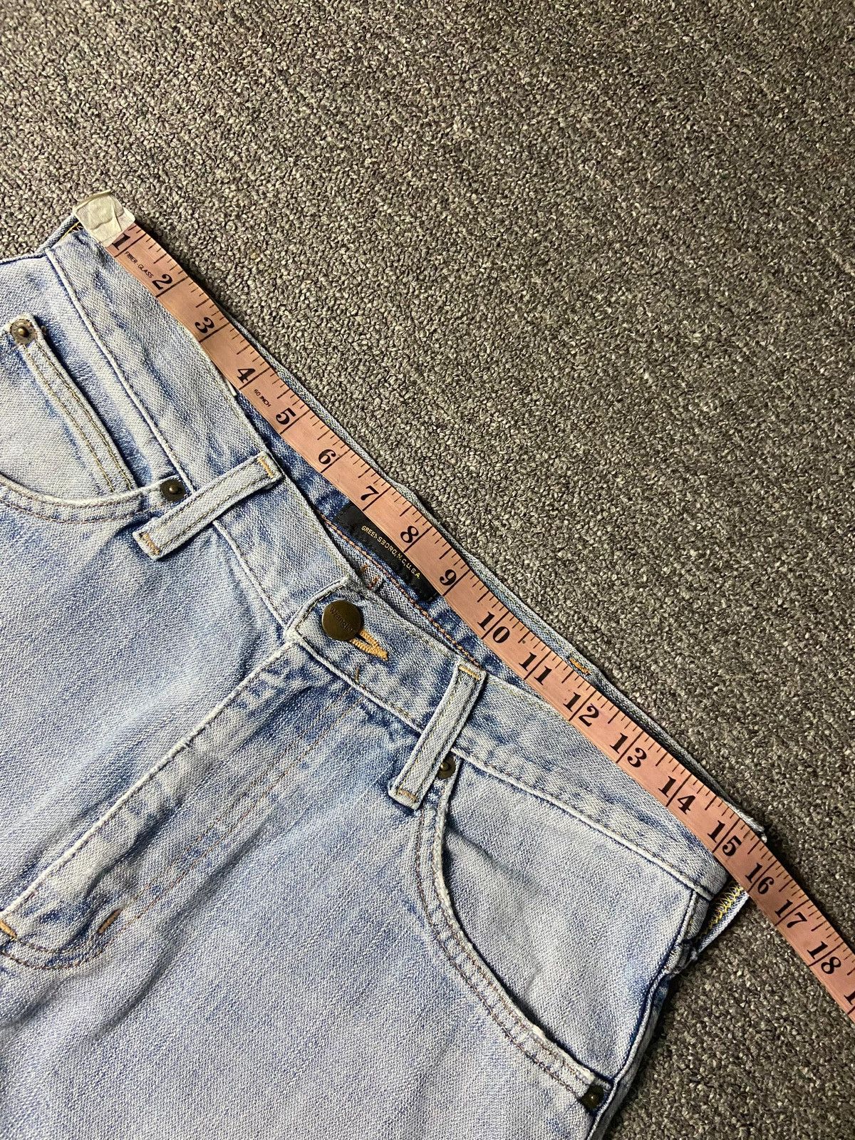 Wrangler Vintage Wrangler Premium Relaxed Fit Jeans (138) Size US 31 - 6 Thumbnail