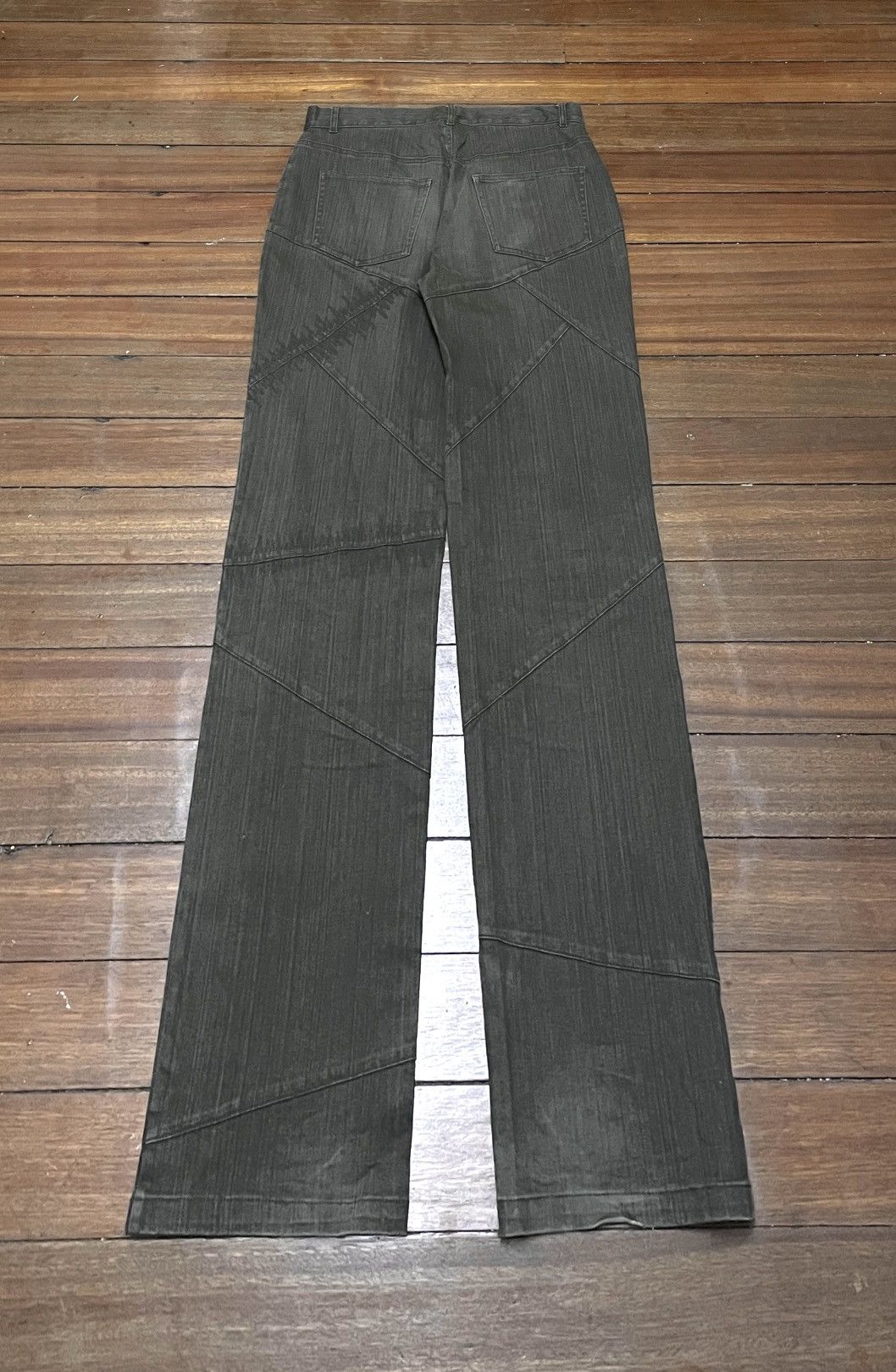 Le Grande Bleu (L.G.B.) Very Rare Vintage Japanese Brand Semantic Design Jeans 2000s Size US 29 - 2 Thumbnail