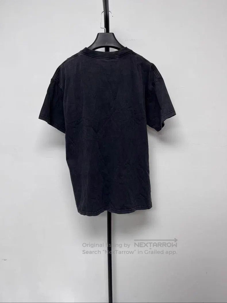 Balenciaga Balenciaga Vintage Washed Distressed Cracked Print Short S Size M / US 6-8 / IT 42-44 - 2 Thumbnail