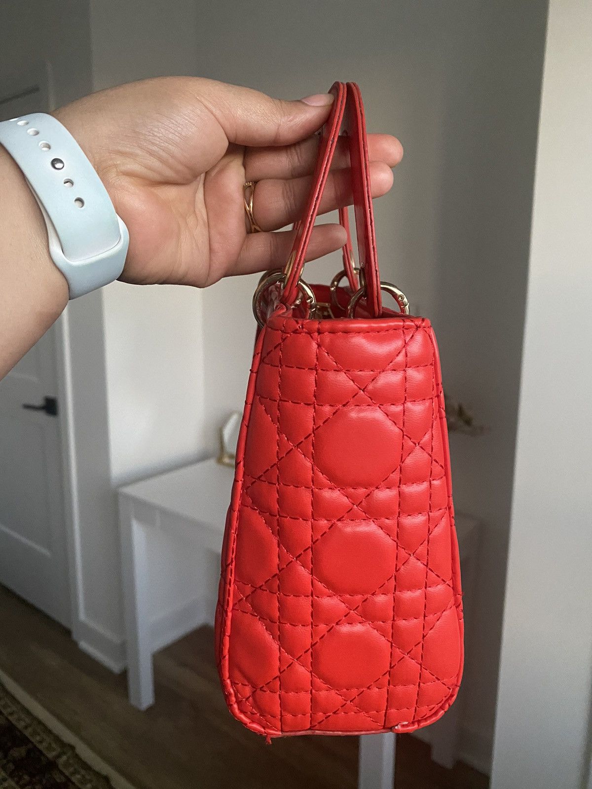 Other Womens Small Red Gold Crossbody Purse Ladies Handbag Size ONE SIZE - 5 Thumbnail