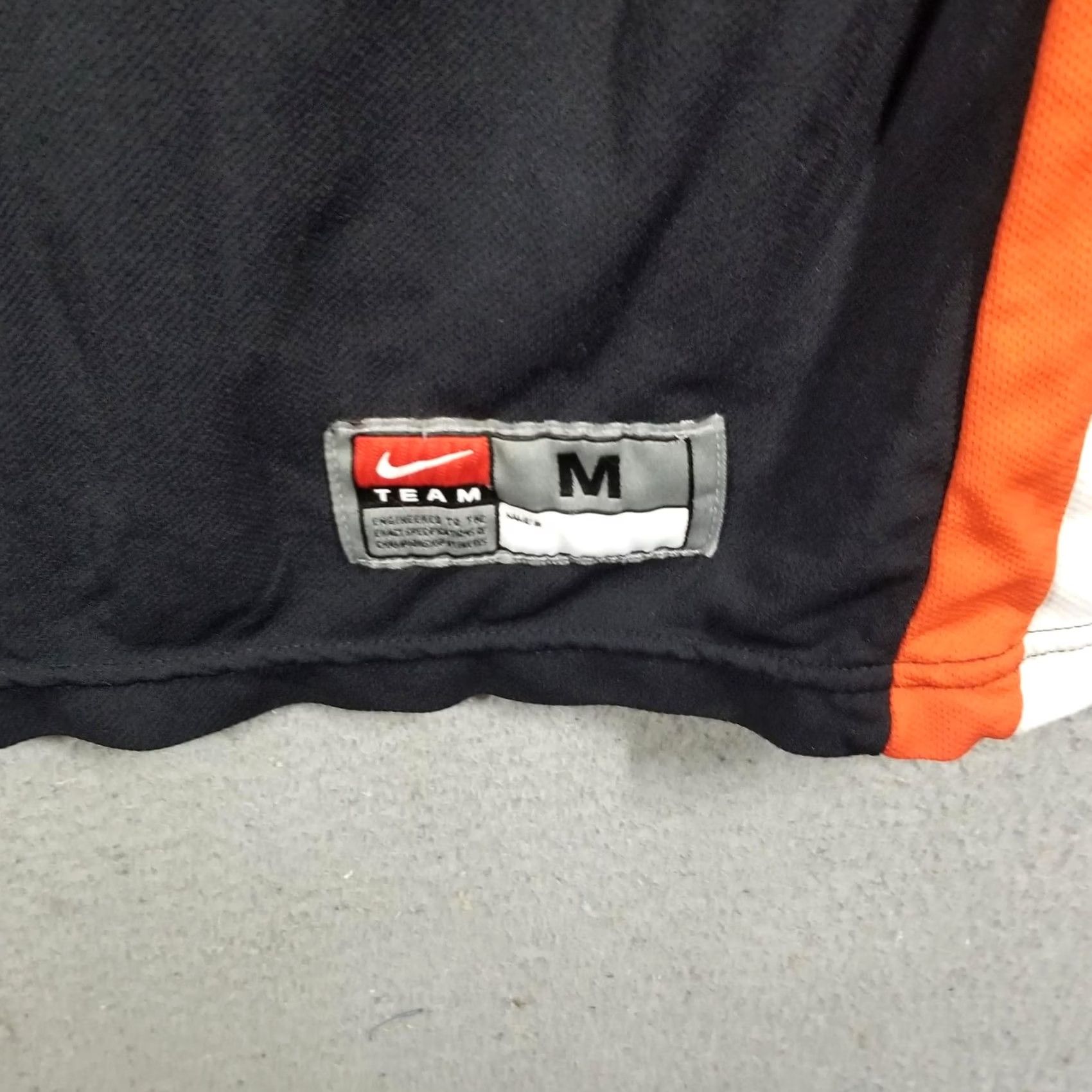 Nike VINTAGE Nike Team Pioneers Basketball Jersey Men M Tank Sleeveless V-Neck Pullover Graphic Print USA Oregon Sweat-Reduced Size US M / EU 48-50 / 2 - 3 Thumbnail