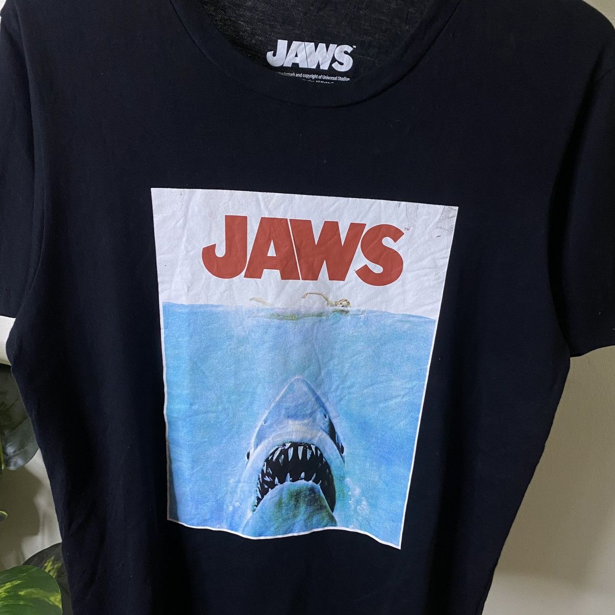 GU GU x Universal Studios Jaws OG Movie Poster Collaboration T Size US L / EU 52-54 / 3 - 2 Thumbnail