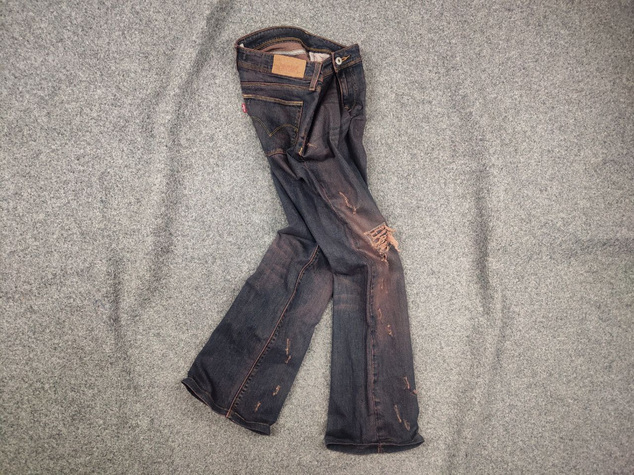 Le Grande Bleu (L.G.B.) Vintage Levis 572 Bootcut Jeans if six was nine Y2K LGB Size 31" - 1 Thumbnail