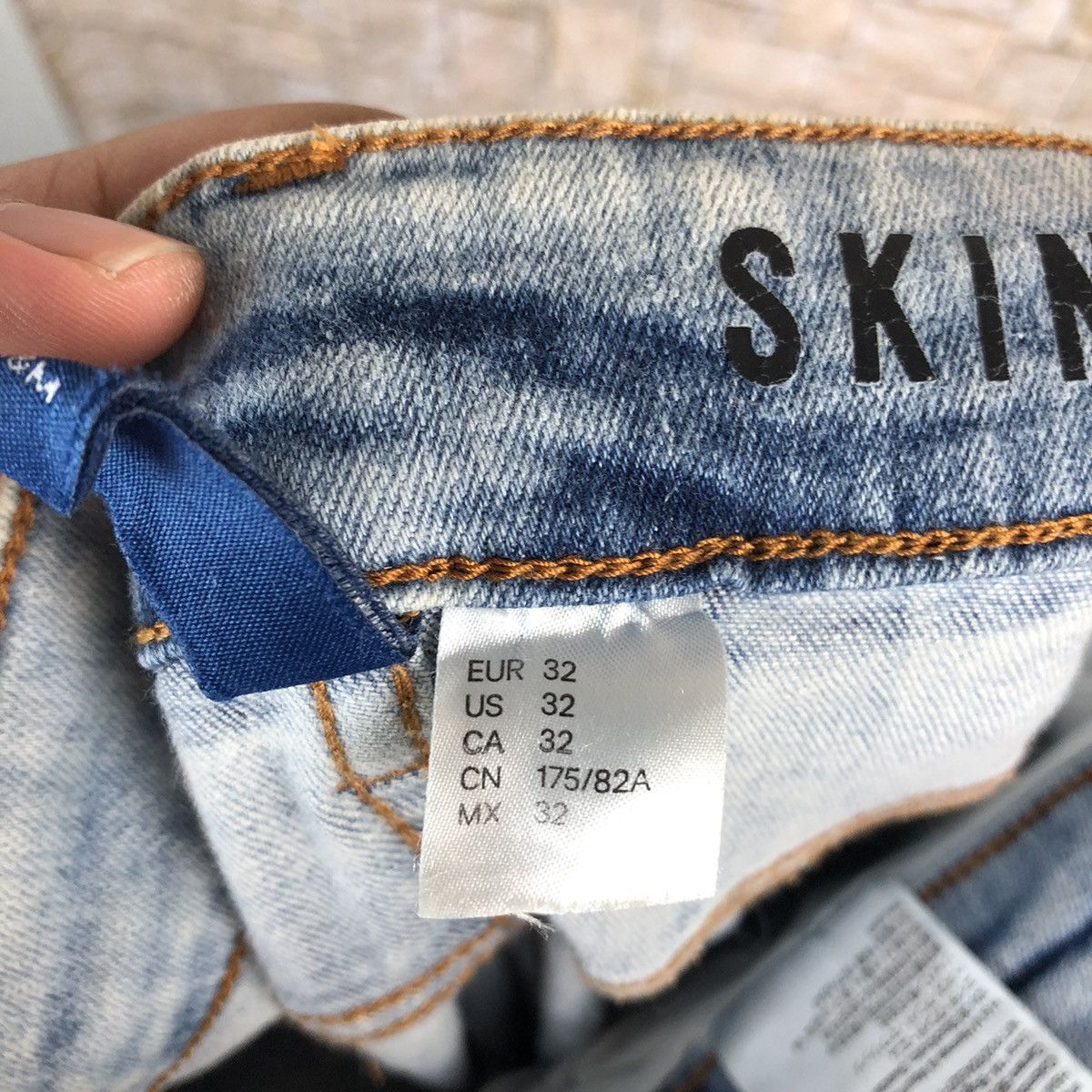 Vintage H&M Blue Distressed ripped Denim Pants #A453 Size US 32 / EU 48 - 22 Thumbnail