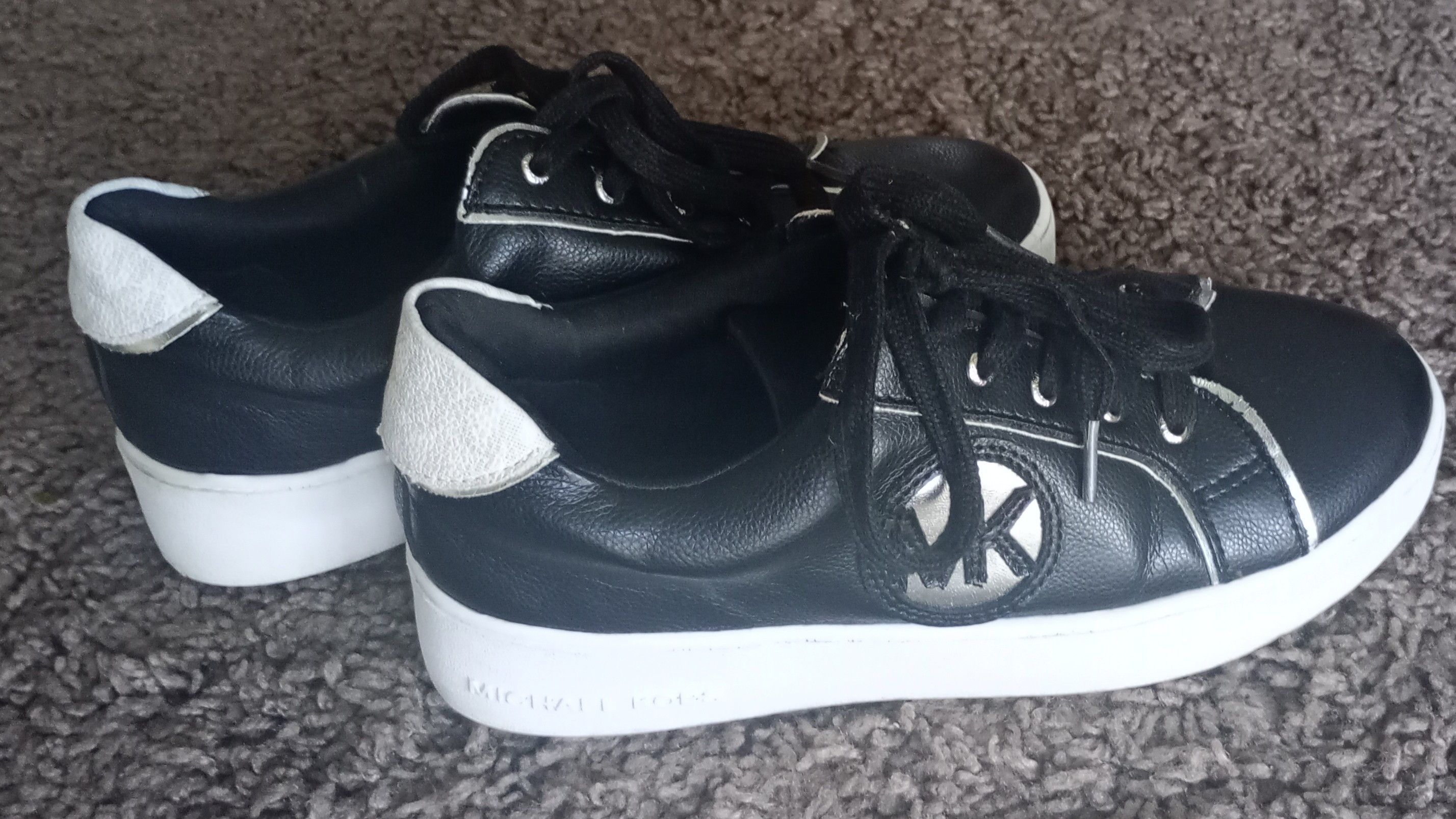 Michael Kors Michalel Kors sneakers shoes size 35 Size US 5 / IT 35 - 7 Thumbnail