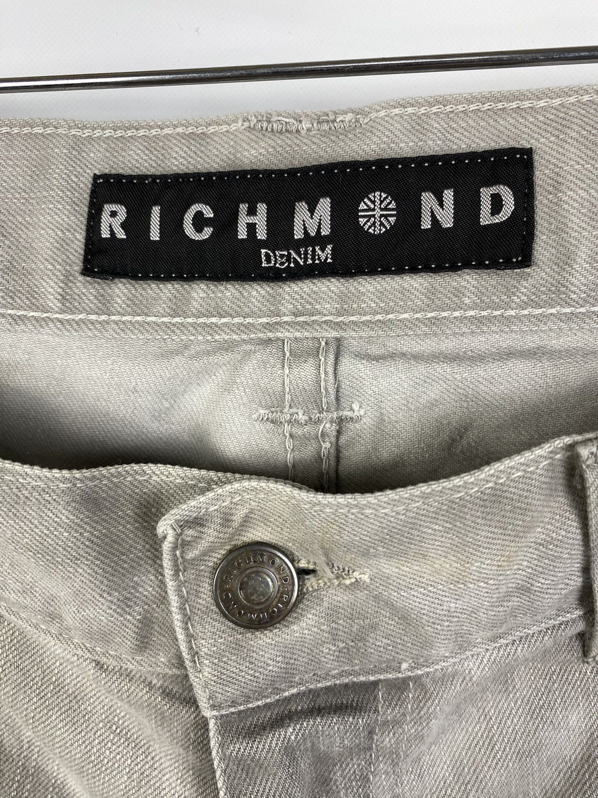 John Richmond Richmond Jeans Stone Washed Low Rise Denim Men size 32 Size US 32 / EU 48 - 4 Thumbnail