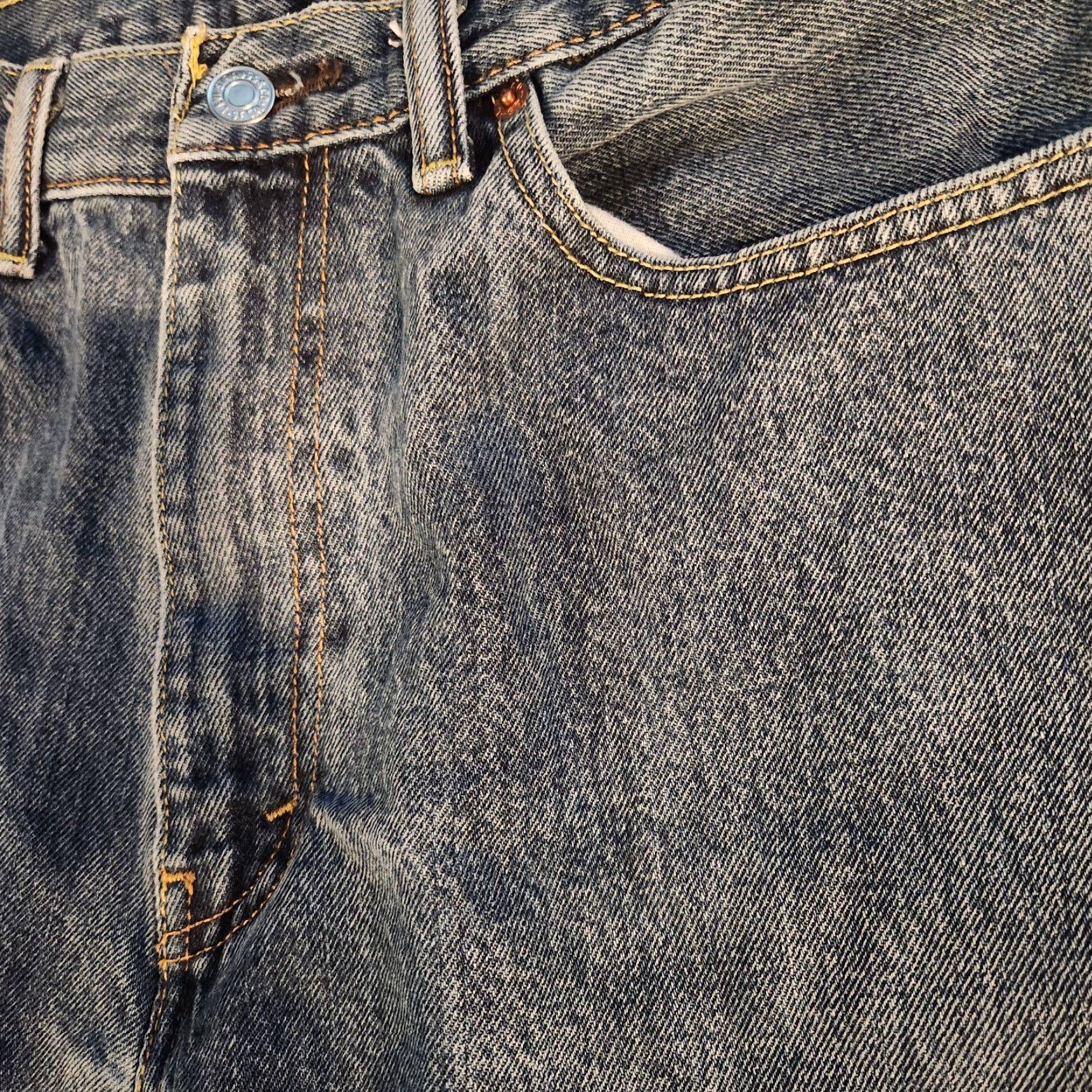 Levi's Levi's 505 Jeans 36x30 Blue Light Wash Straight Regular Denim Mens Regular Fit Pocket 5-Color Blue Size US 36 / EU 52 - 3 Thumbnail