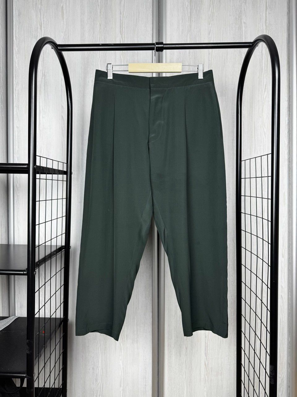 Marni Marni green 100% silk women’s pants size 40 Size 27" / US 4 / IT 40 - 1 Thumbnail