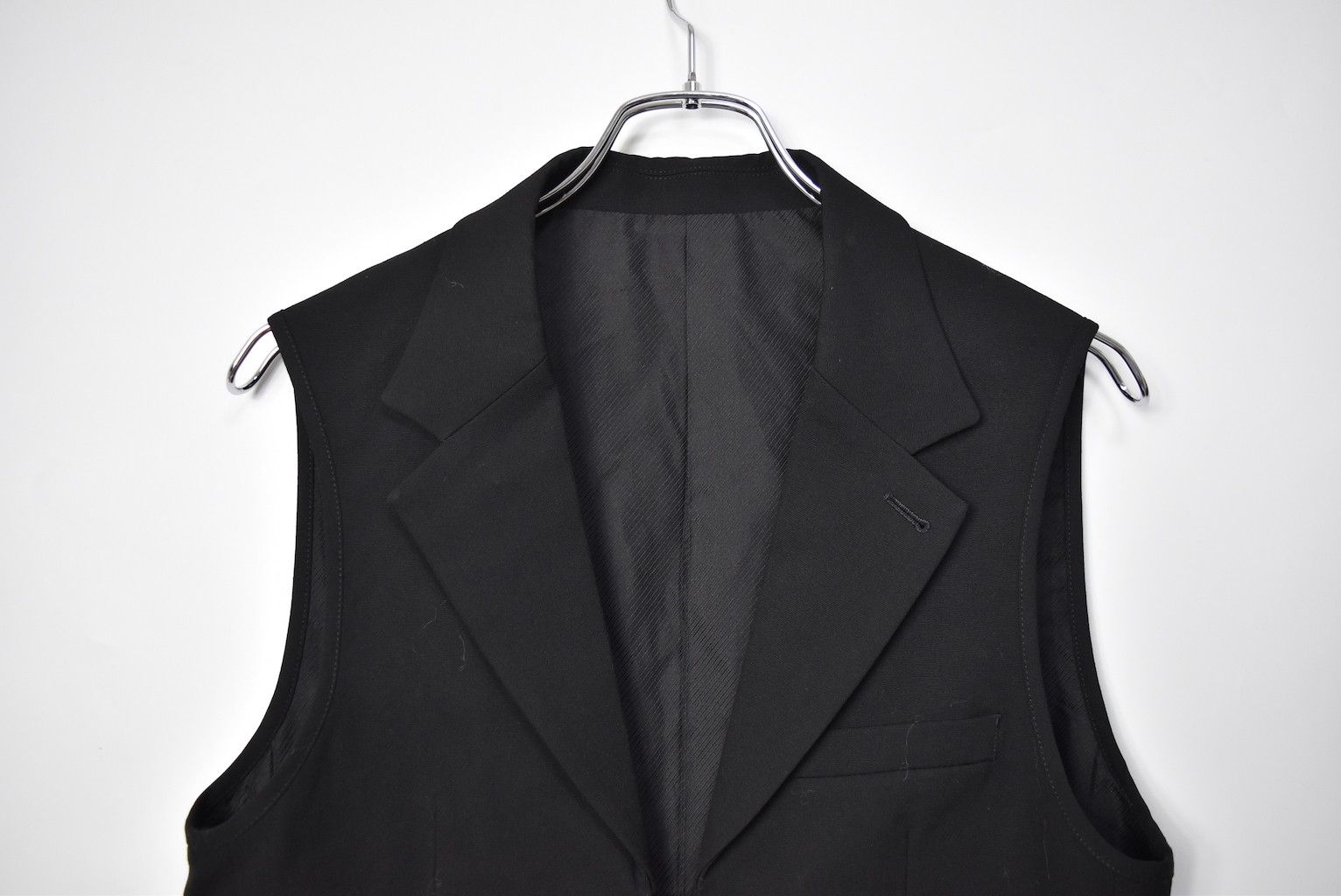 Number (N)ine 06AW plain tailored vest 27300 - 745 146 Size US M / EU 48-50 / 2 - 3 Thumbnail