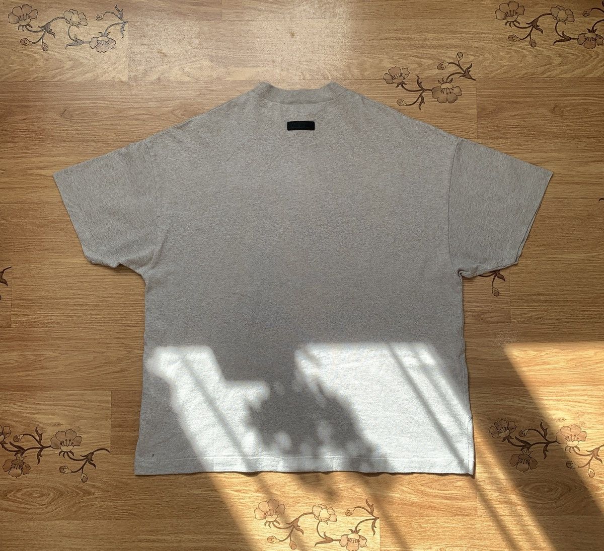Fear of God FEAR OF GOD ESSENTIALS Logo-embossed Tee T Shirt Oversized Size US S / EU 44-46 / 1 - 11 Thumbnail