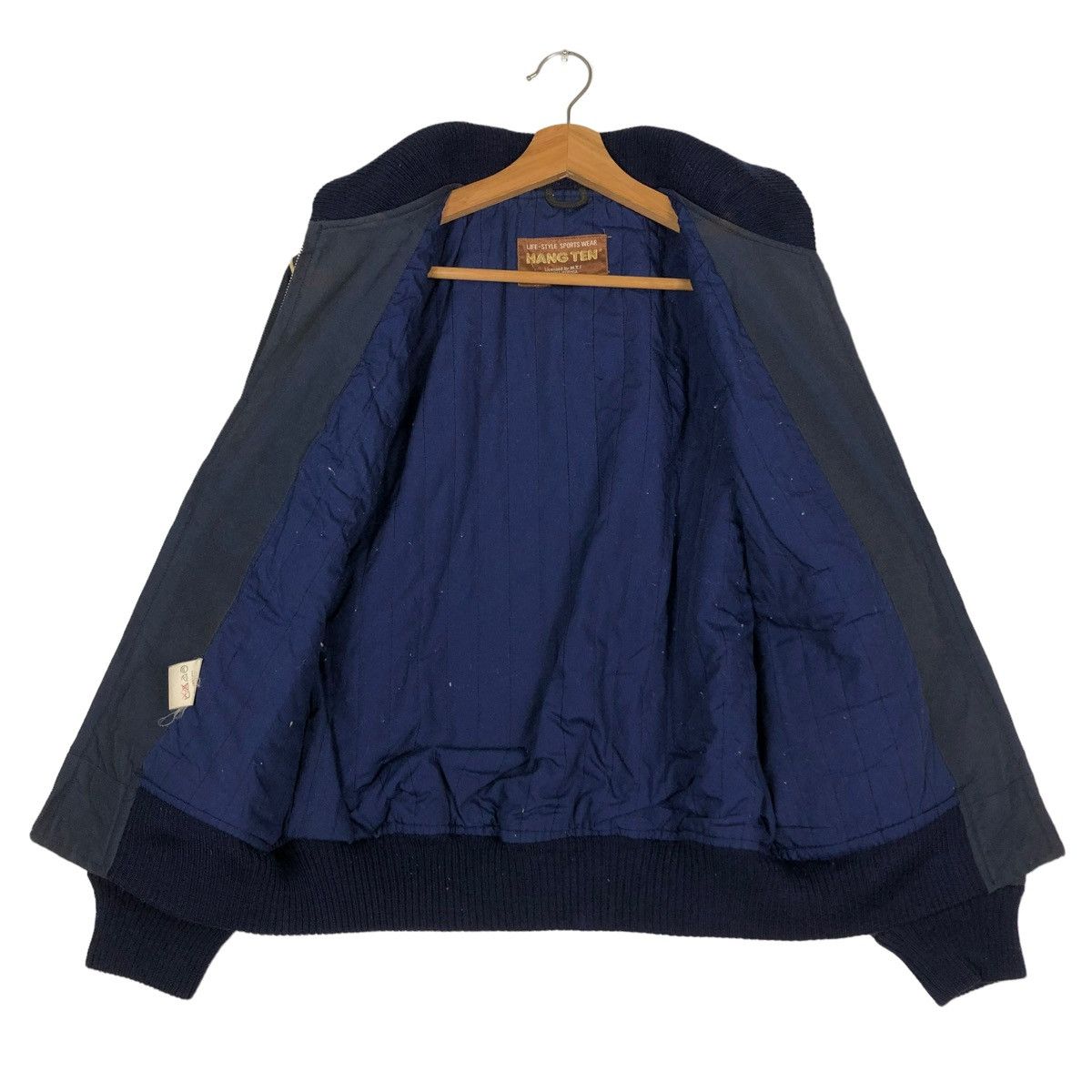 Japanese Brand 🔥VINTAGE BOMBER JACKET MA-1 DESIGN HANG TEN ISSEY MIYAKE Size US M / EU 48-50 / 2 - 12 Thumbnail
