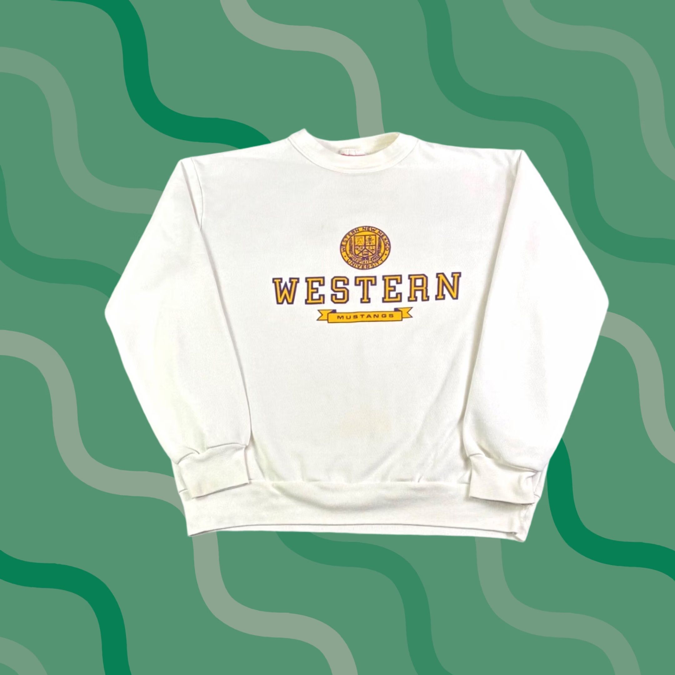 Vintage VINTAGE Dodger Sweatshirt Crew Neck Long Sleeve Graphic Print Men L Ivory USA 90s Western New Mexico Mustangs Size US L / EU 52-54 / 3 - 1 Thumbnail