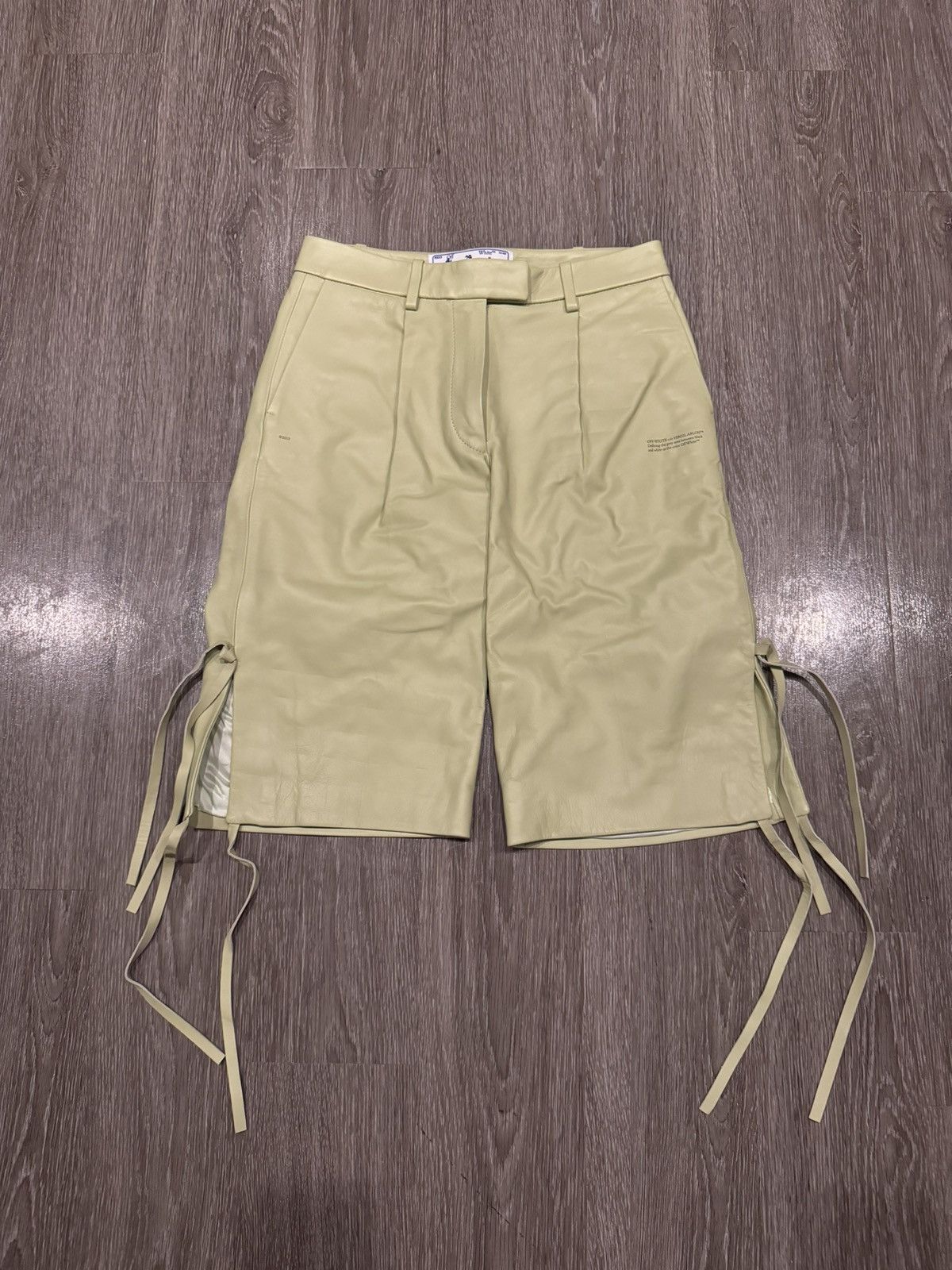 Off-White Off White 100% Leather Shorts Light Green 28-30 Size US 29 - 1 Thumbnail