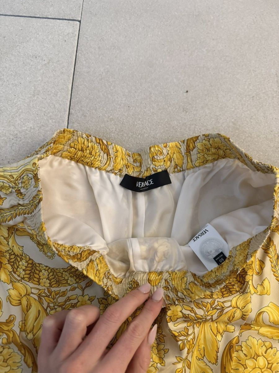 Versace Versace gold print shorts Size US 32 / EU 48 - 5 Thumbnail