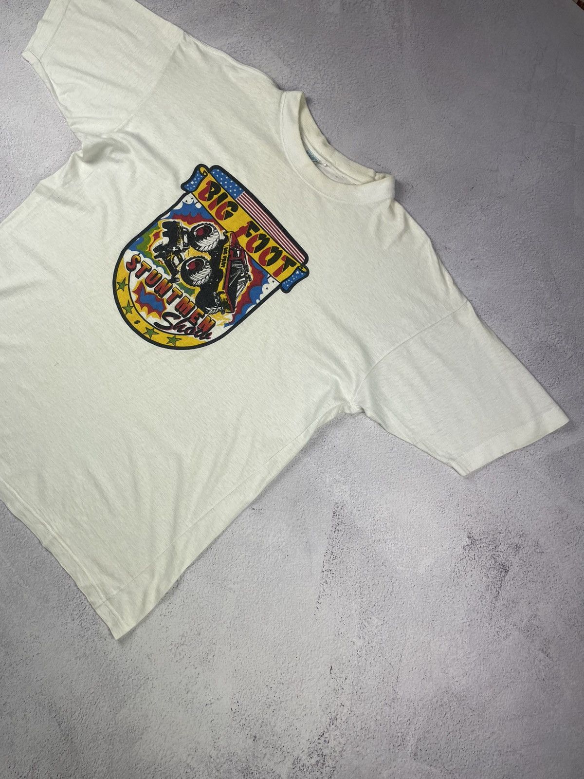 Band Tees × Vintage Vintage Big Foot Stuntmen Shirt 90s USA M Distressed Stained Size US M / EU 48-50 / 2 - 2 Thumbnail