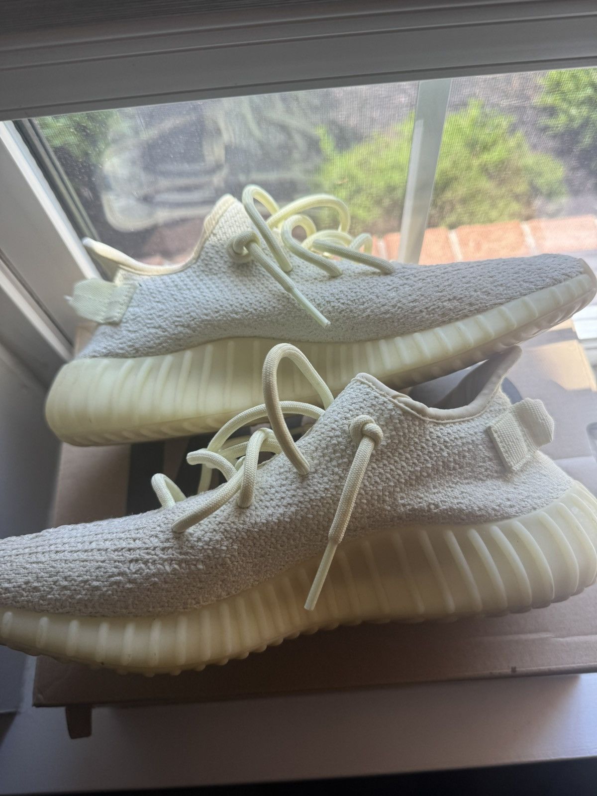 Yeezy Yeezy Boost 350 Butter Size US 9 / EU 42 - 3 Thumbnail