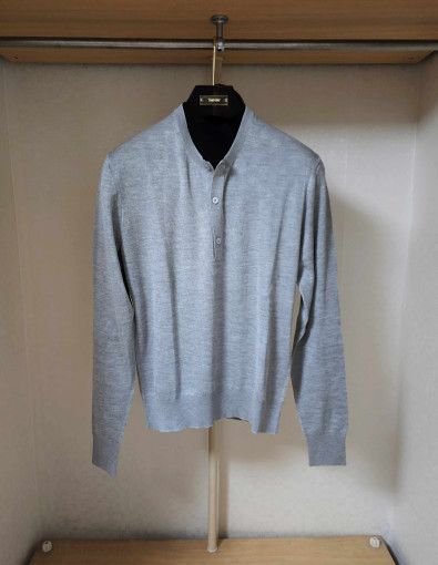 Tom Ford o1sm1stk0824 Knit Silk Henleyneck Sweater in Gray Size US M / EU 48-50 / 2 - 1 Thumbnail