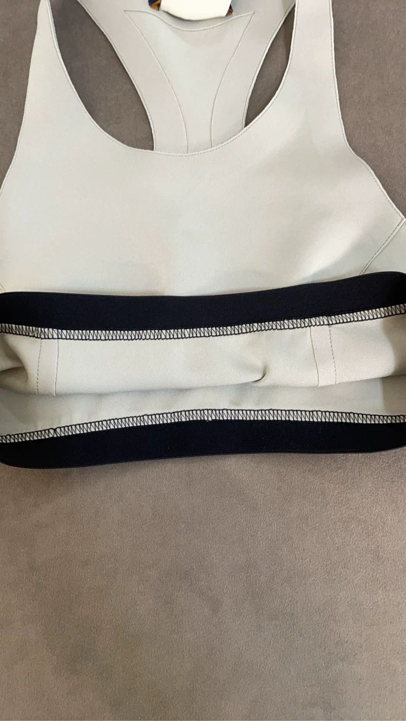 Louis Vuitton Louis Vuitton gray hem full of logo vest Size XS / US 0-2 / IT 36-38 - 3 Thumbnail