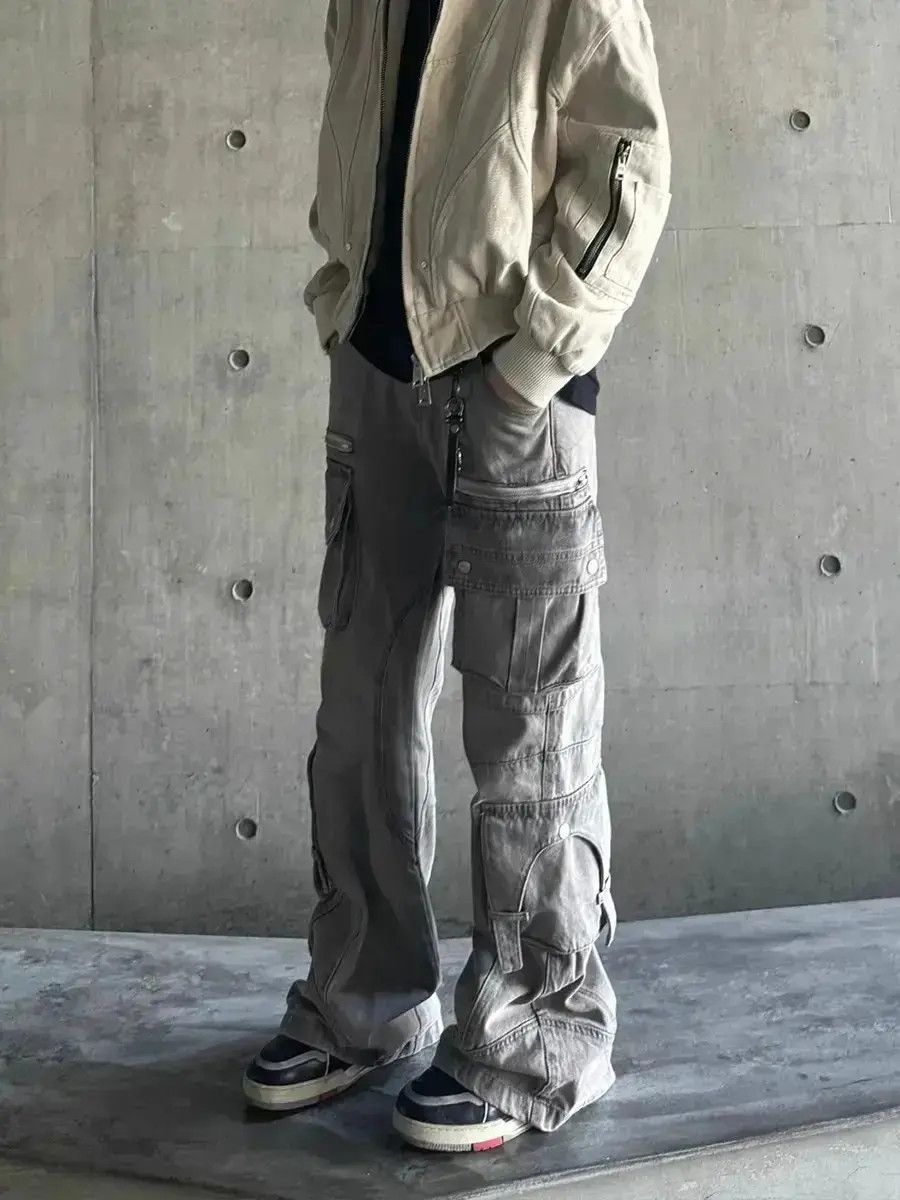 Japanese Brand Loose multi pocket micro flared jeans Size US 32 / EU 48 - 6 Thumbnail
