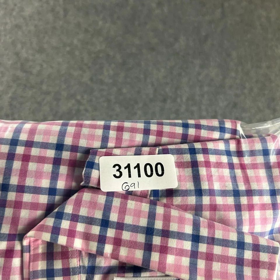 Charles Tyrwhitt Charles Tyrwhitt Shirt Mens XL Pink Classic Fit Button Down Size US XL / EU 56 / 4 - 9 Thumbnail