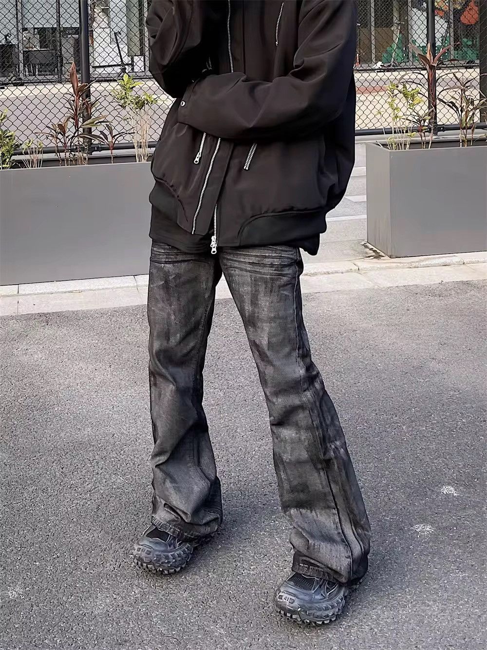 Japanese Brand Heavyweight washed and waxed micro flare jeans Size US 34 / EU 50 - 6 Thumbnail