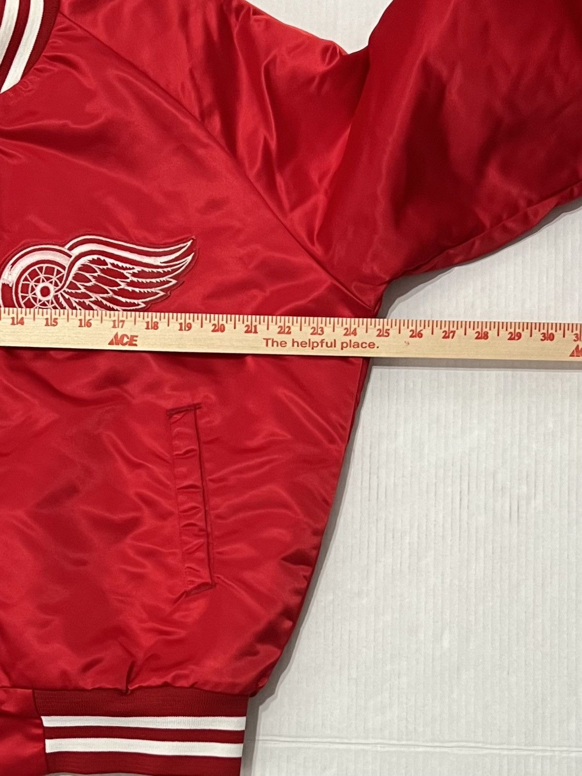 Chalk Line Vintage 90s Detroit Red Wings Chalk Line Jacket L Spellout Size US L / EU 52-54 / 3 - 6 Thumbnail