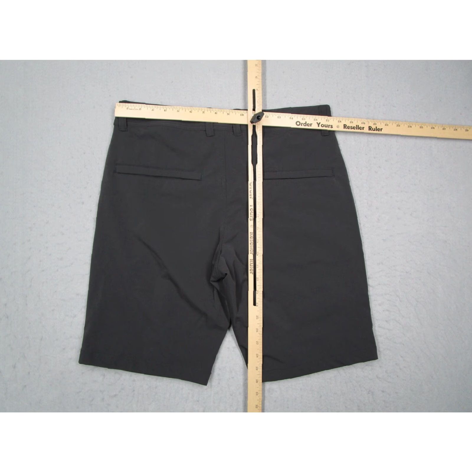 Vintage Fighting Rooster Men’sGray Flat Front Travel Short w/ Hidden Zip Pockets - Cotton / Elastane Blend 34-M Size US 34 / EU 50 - 6 Thumbnail