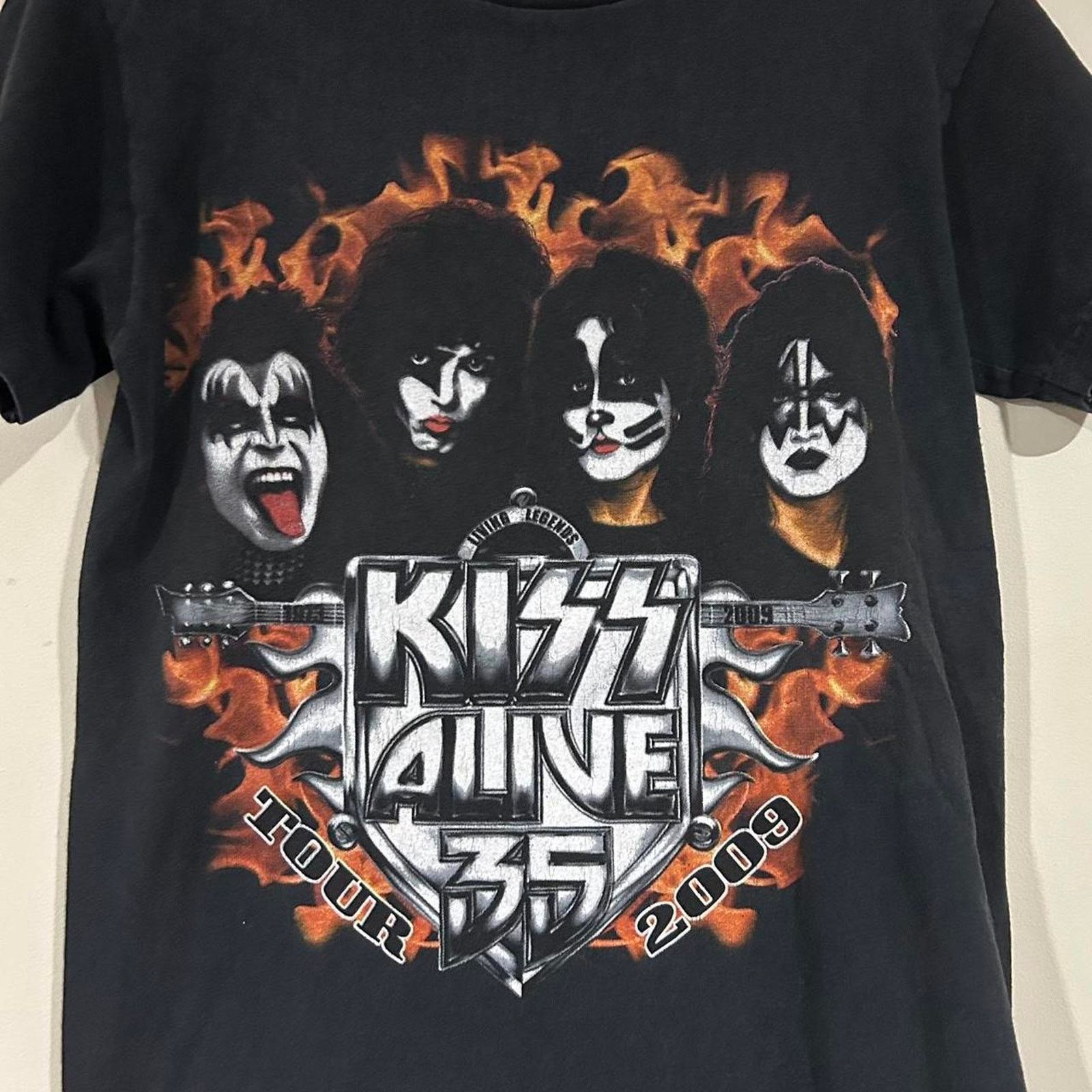 Delta 2009 Kiss Rock Band 35 Alive Concert Shirt Size US S / EU 44-46 / 1 - 3 Thumbnail