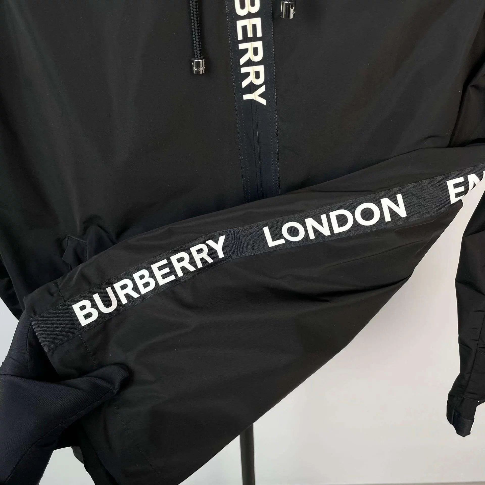 Burberry Burberry black coat 4 Size US S / EU 44-46 / 1 - 9 Thumbnail