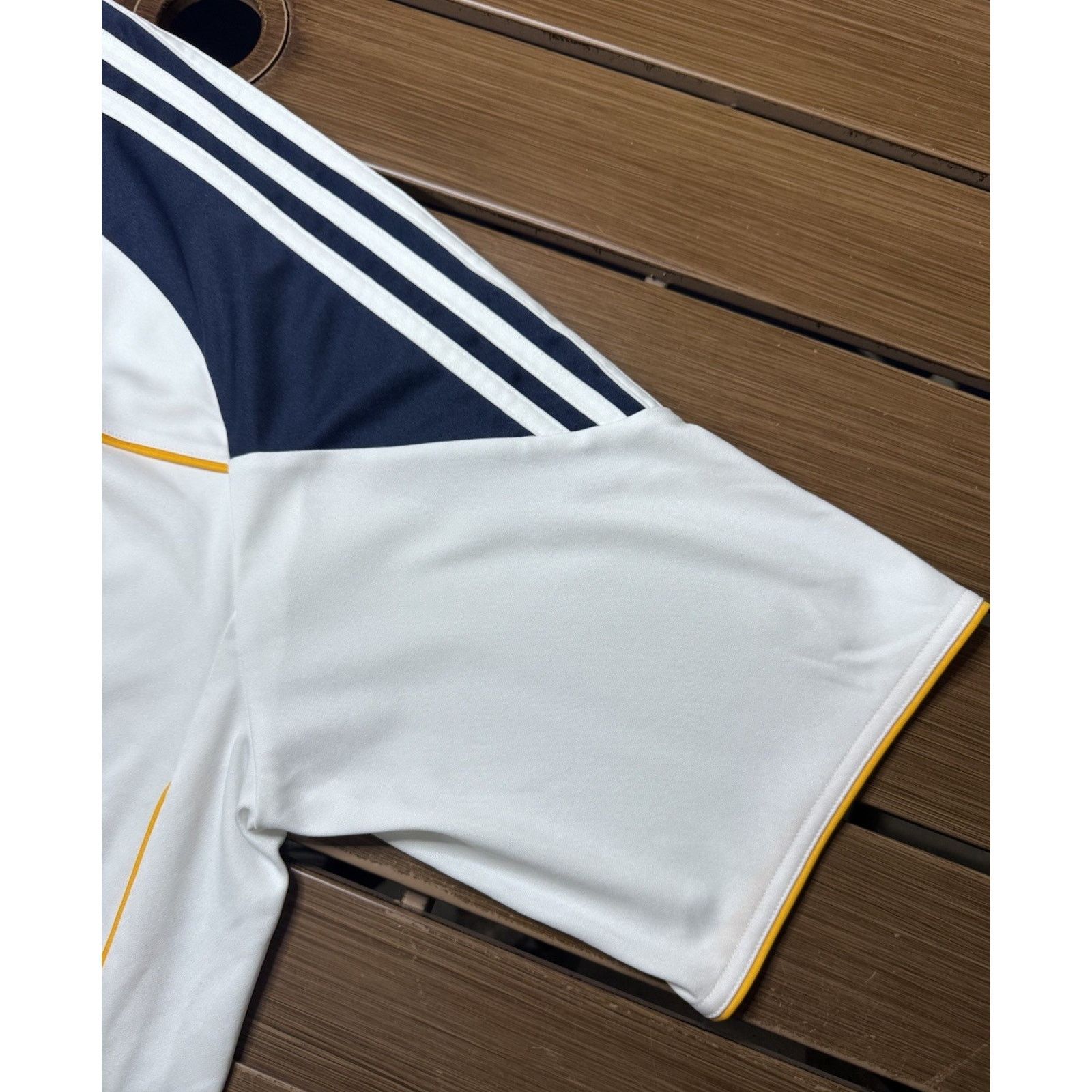 Adidas Adidas 2009 LA Galaxy Home Jersey Large #23 Beckham SAMPLE Size US L / EU 52-54 / 3 - 10 Thumbnail