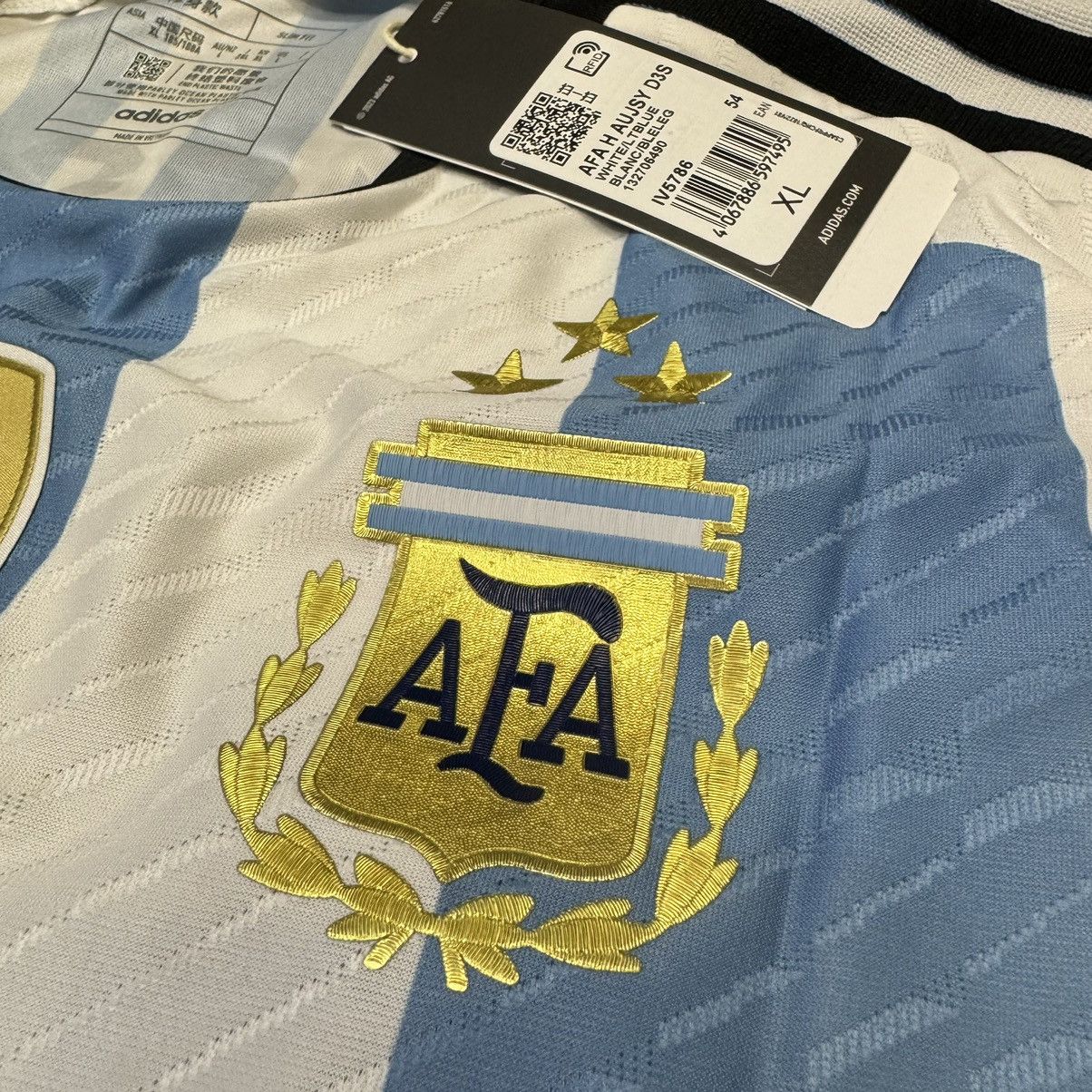 Adidas Argentina 22/23 player issue home shirt #10 Messi (Bnwt) Size US L / EU 52-54 / 3 - 6 Thumbnail