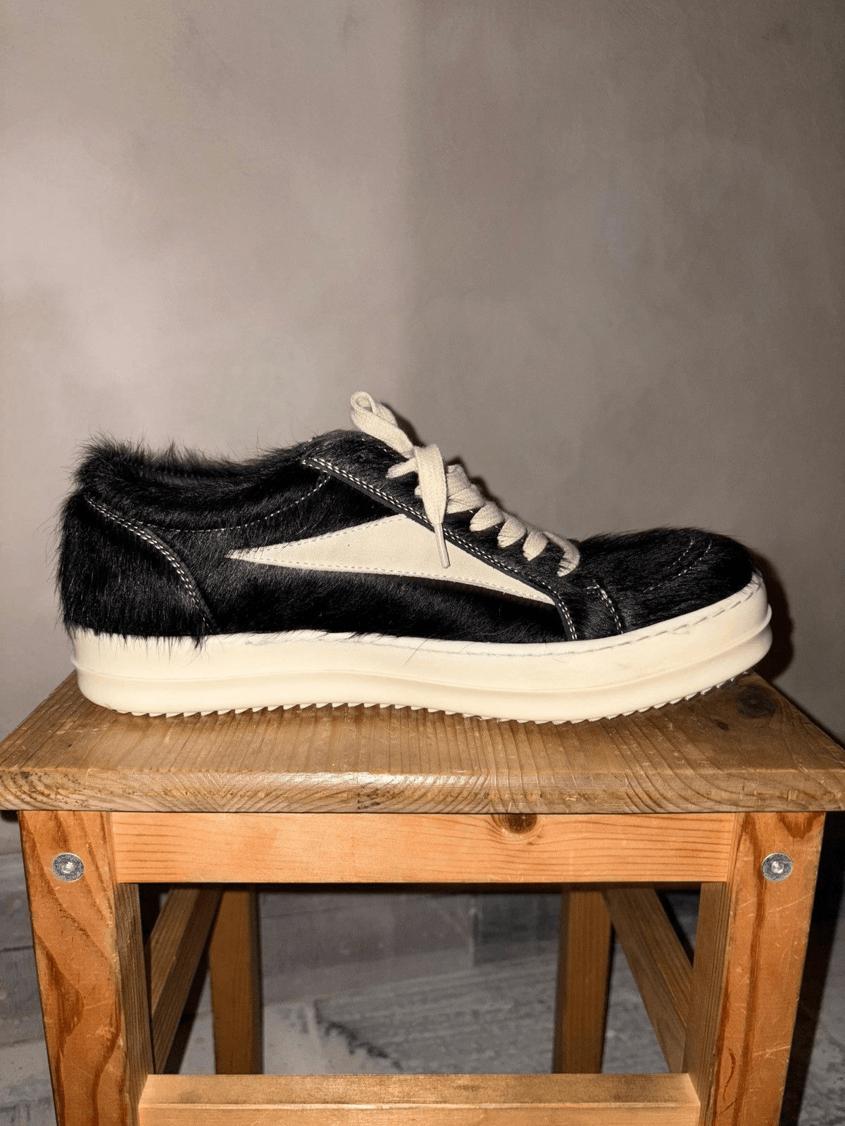 Rick Owens SS24 Lido Rick Owens Ponyhair Vintage Low Size US 9 / EU 42 - 8 Thumbnail