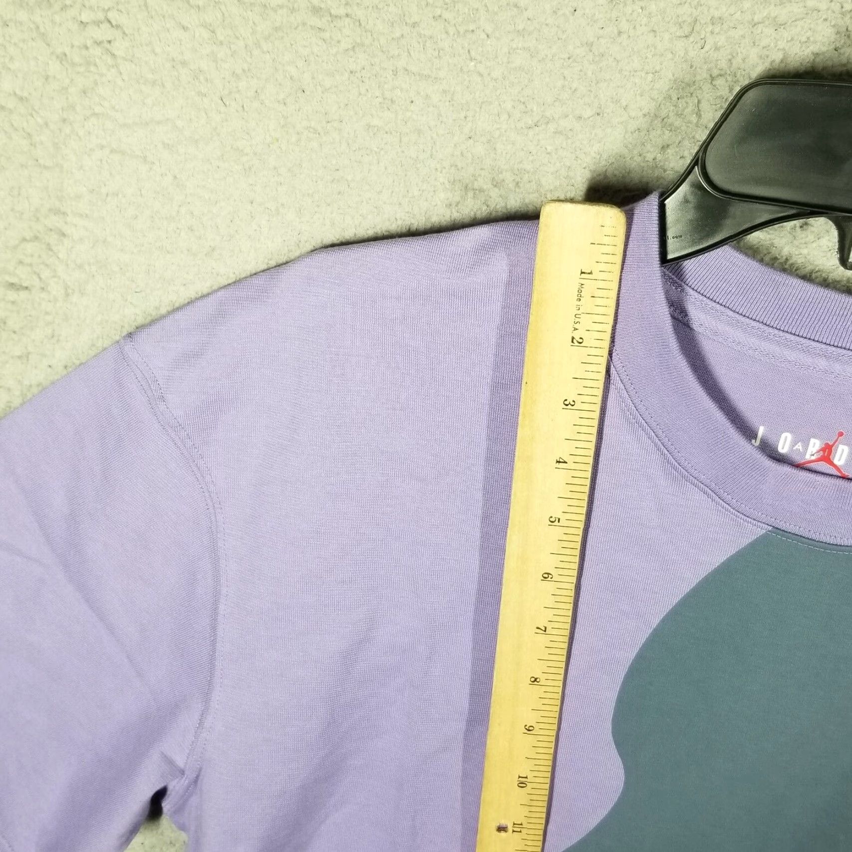 Jordan Brand Jordan T-Shirt Men Large Purple Short Sleeve 90s Nike Air Size US L / EU 52-54 / 3 - 5 Thumbnail