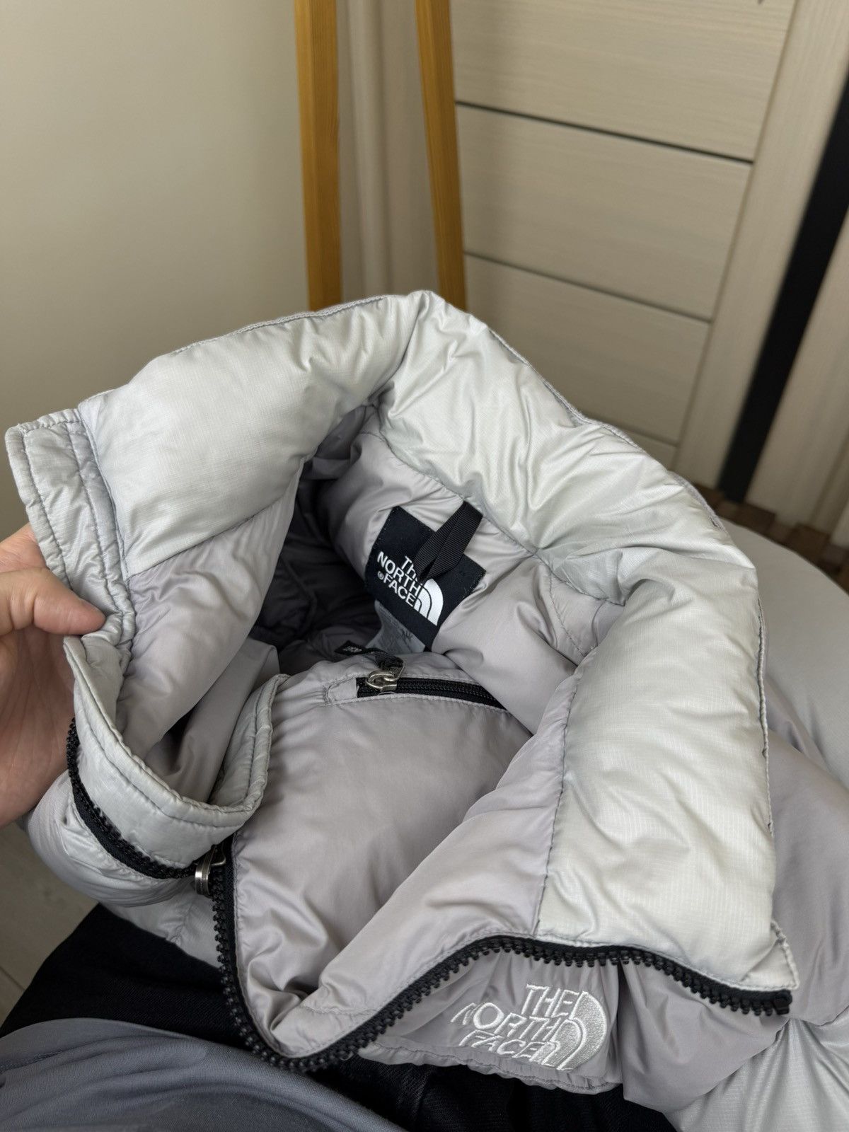 The North Face The North Face 1996 Retro Nuptse 700 Jacket Silver Grey Size US L / EU 52-54 / 3 - 24 Thumbnail