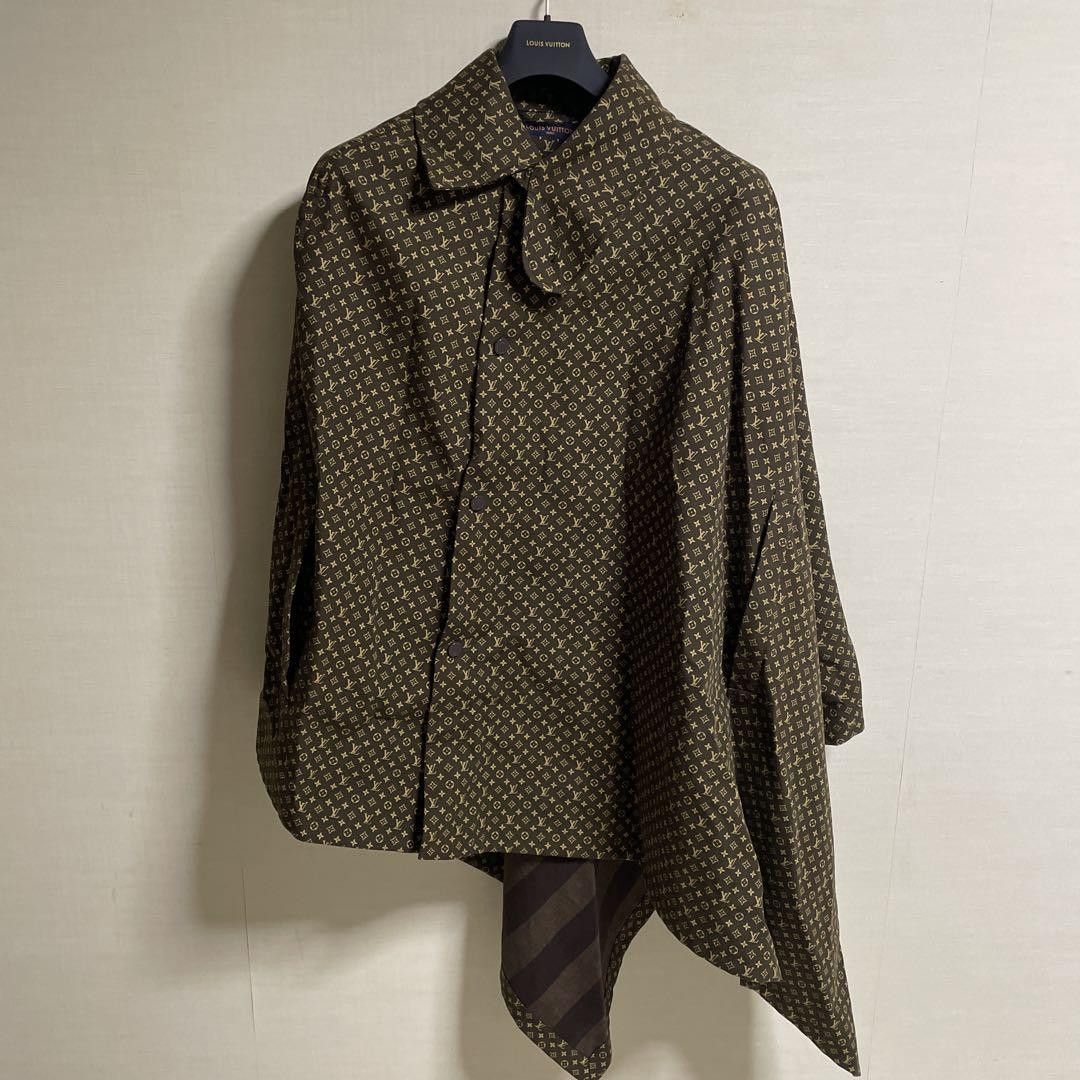 Louis Vuitton × Nigo LOUIS VUITTON x NIGO Monogram Cloak Brown L Size US L / EU 52-54 / 3 - 1 Thumbnail