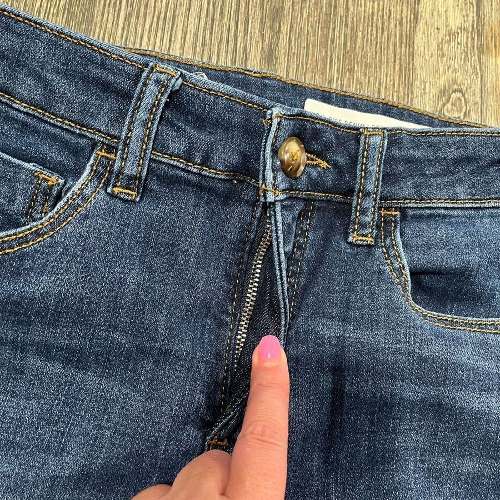 Anthropologie Anthropologie Pilcro High Rise Capri Blue Jeans Petite 27 Size 27" / US 4 / IT 40 - 6 Thumbnail