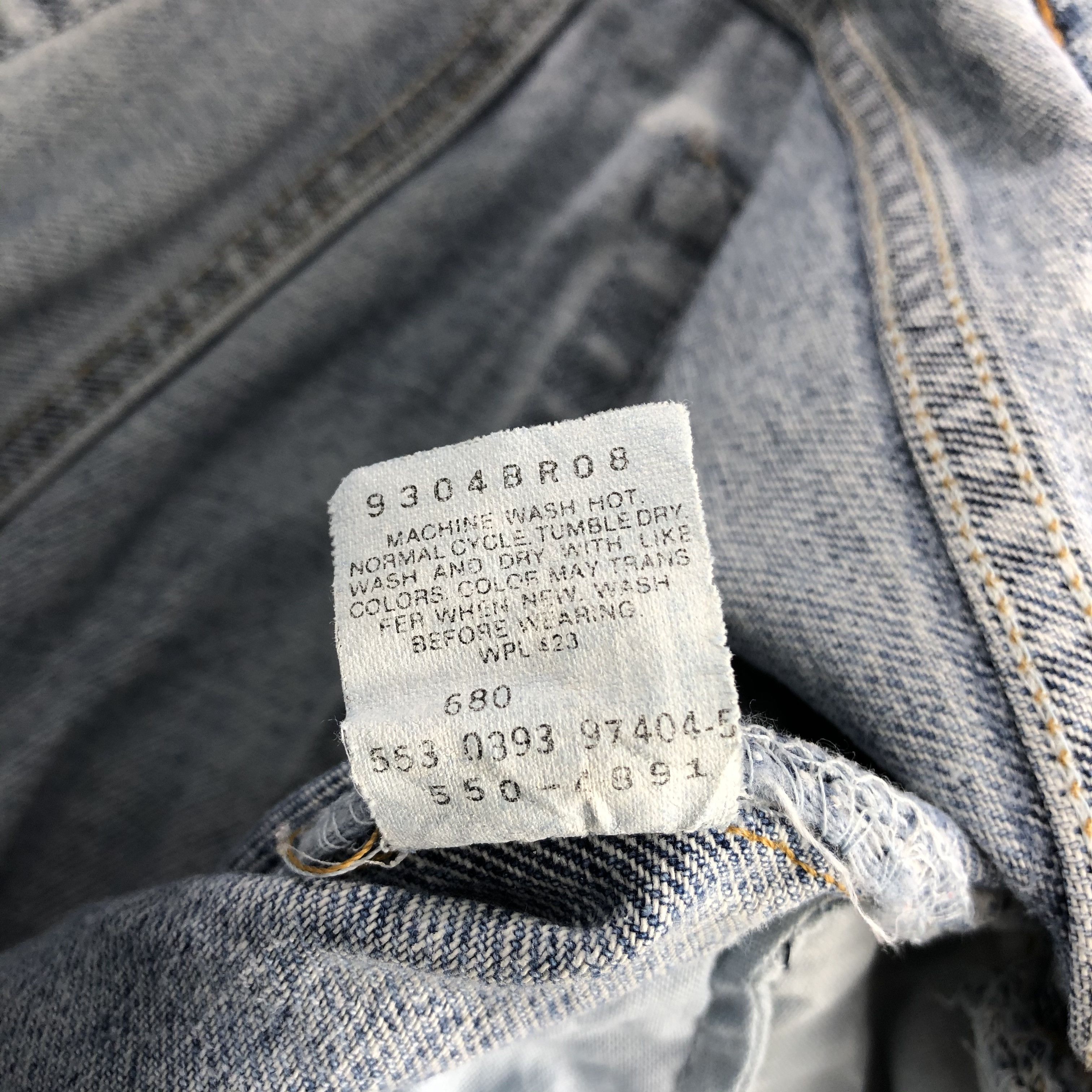Levi's × Vintage Vintage 90s Light Wash Levis 550 Jeans-JM2427 Size US 37 - 17 Thumbnail