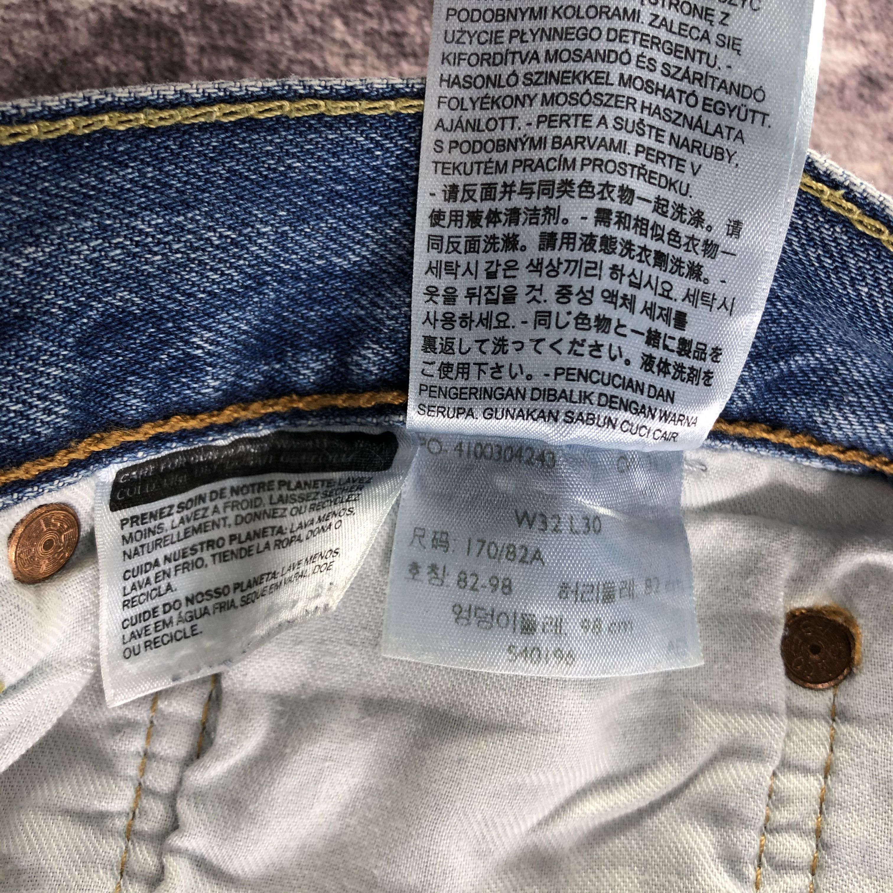 Levi's × Vintage Vintage Blue Wash Levis 501 Jeans-JM3320 Size US 33 - 12 Thumbnail