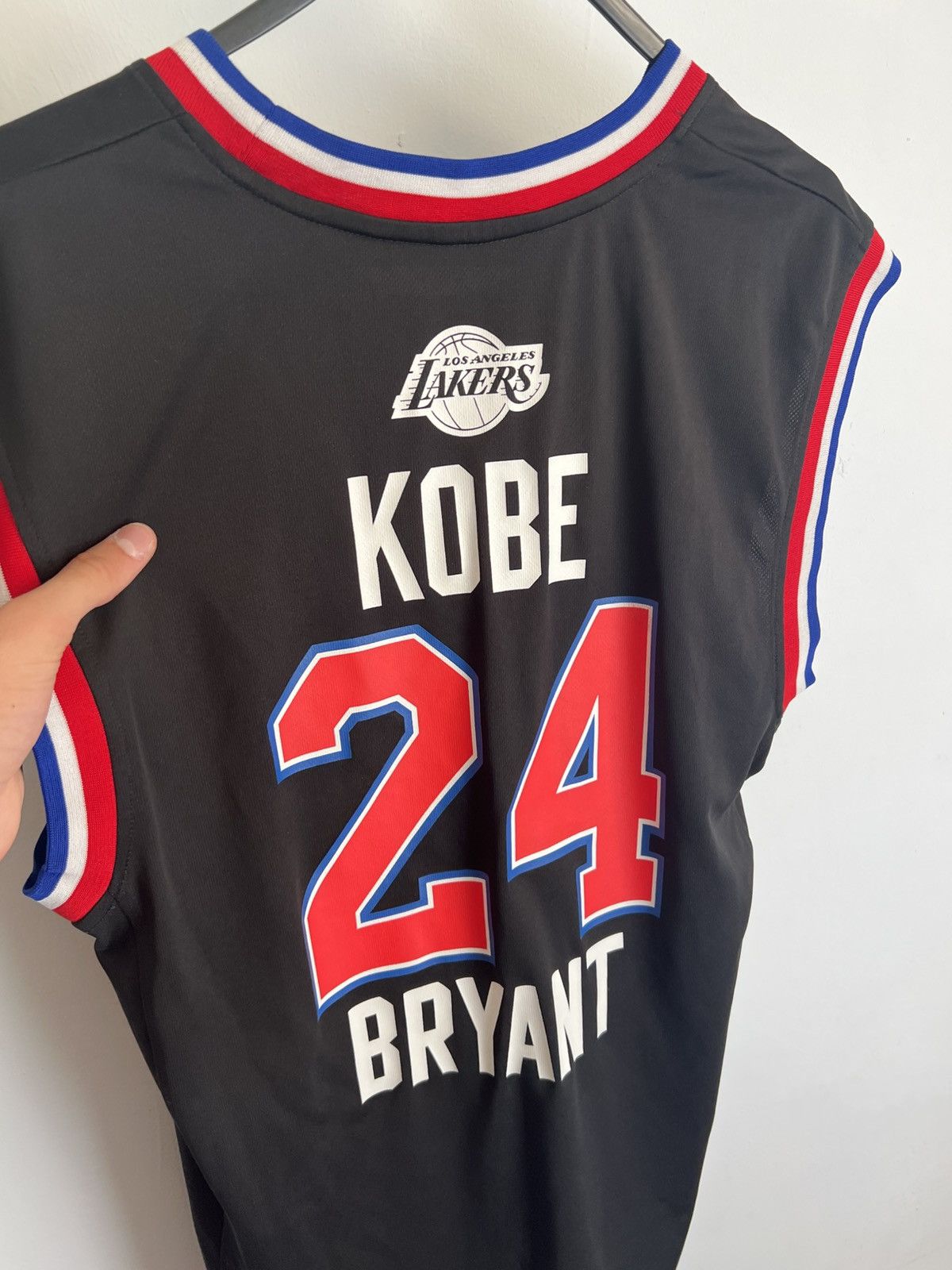 Adidas Authentic Men's Kobe Bryant 2015 All Star Swingman Jersey Size US S / EU 44-46 / 1 - 3 Thumbnail