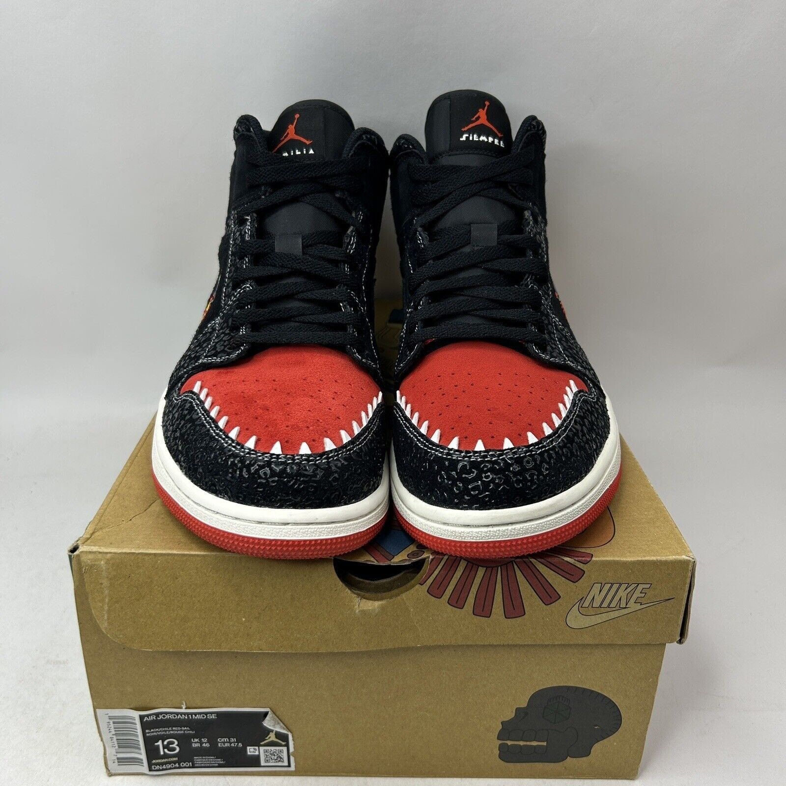 Jordan Brand Nike Shoes Air Jordan 1 Retro Mid SE “Siempre Familia” Size US 13 / EU 46 - 2 Thumbnail