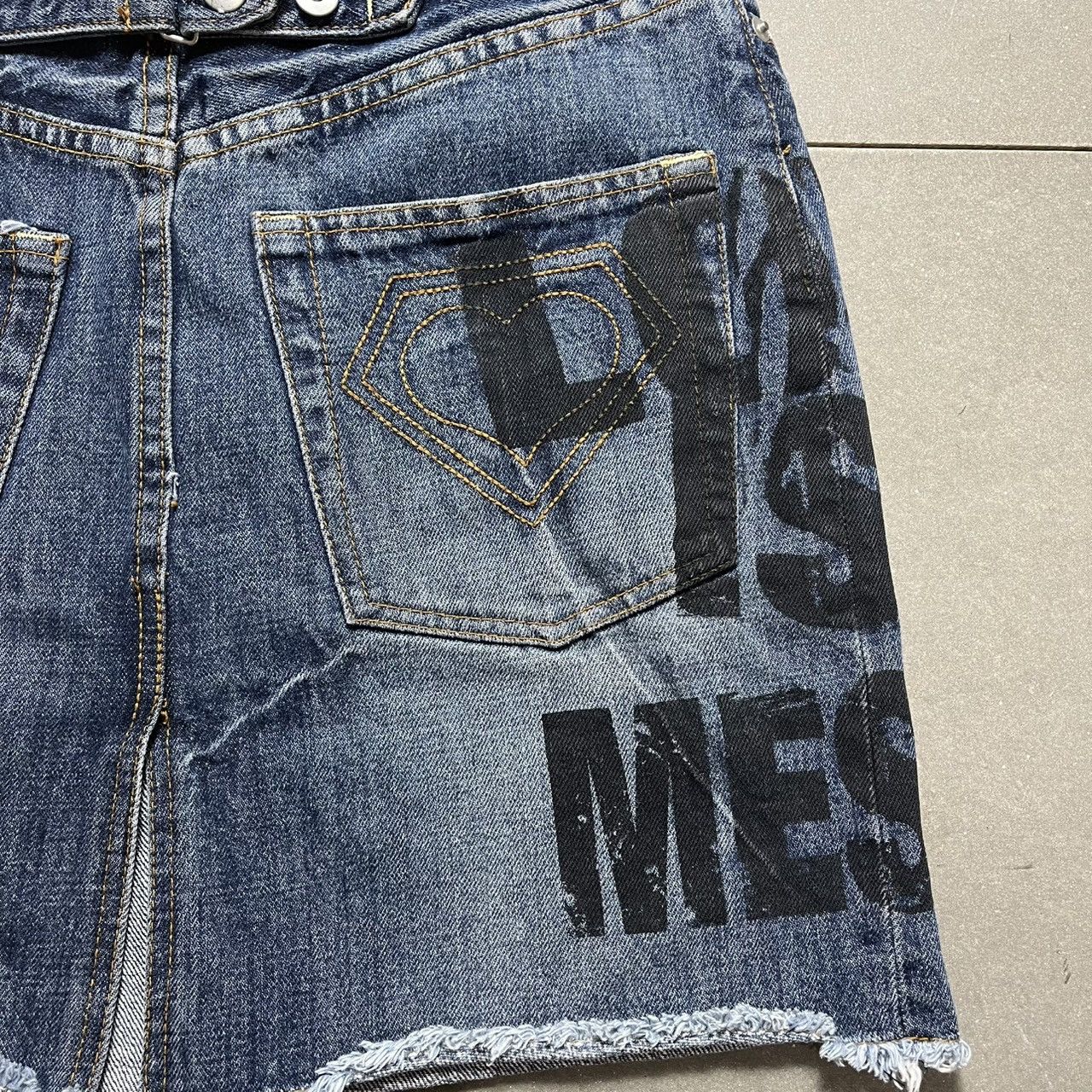 Japanese Brand Super Lovers Japanese Brand Denim Skirt Size 29" - 13 Thumbnail