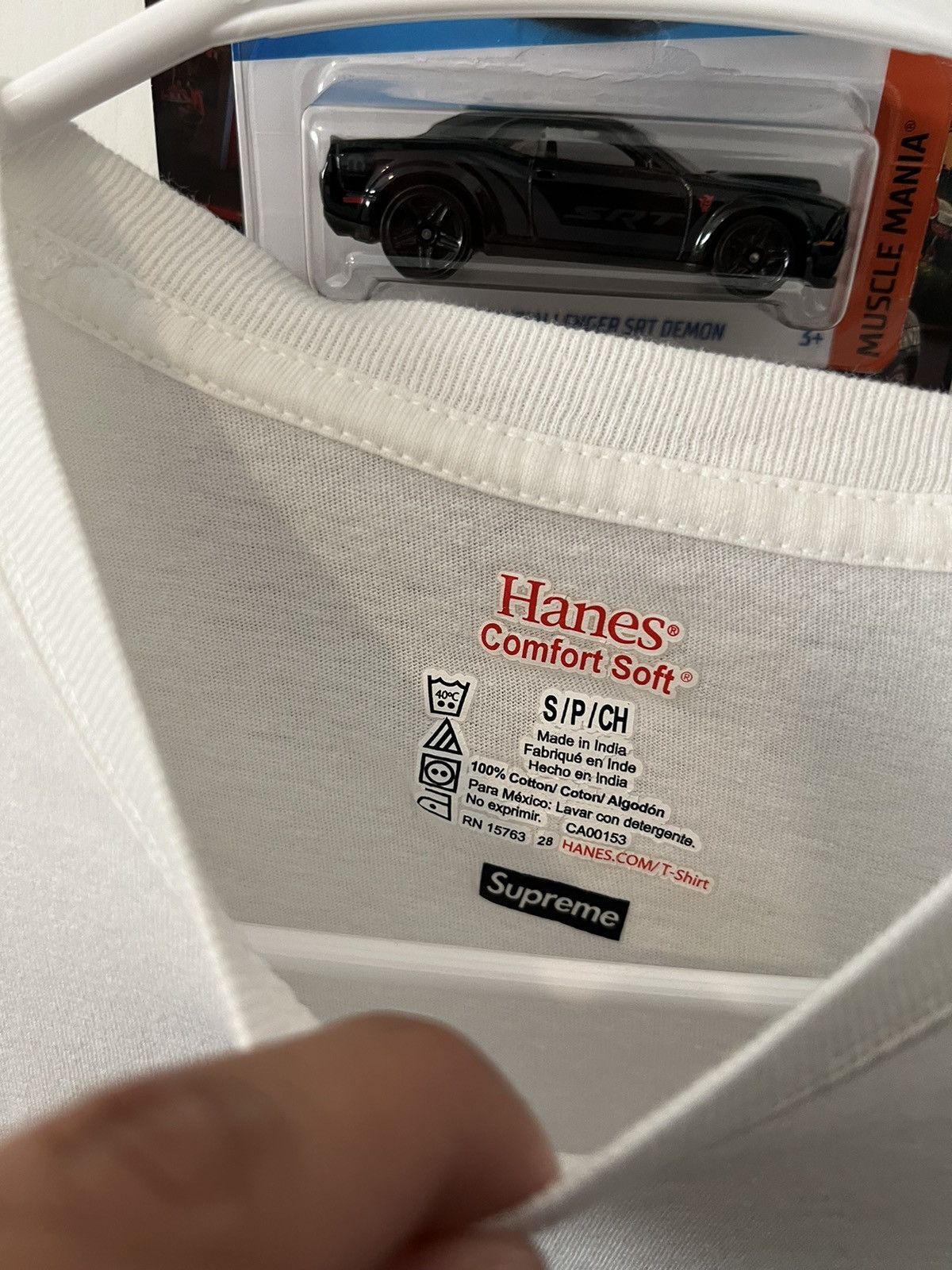 Supreme Hanes Supreme White tshirt Size US S / EU 44-46 / 1 - 4 Thumbnail