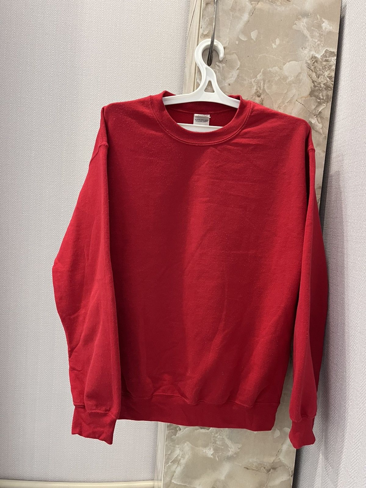 Gildan × Vintage Vintage Gilden Blank Sweatshirt red fleece loose fit Size US M / EU 48-50 / 2 - 2 Thumbnail