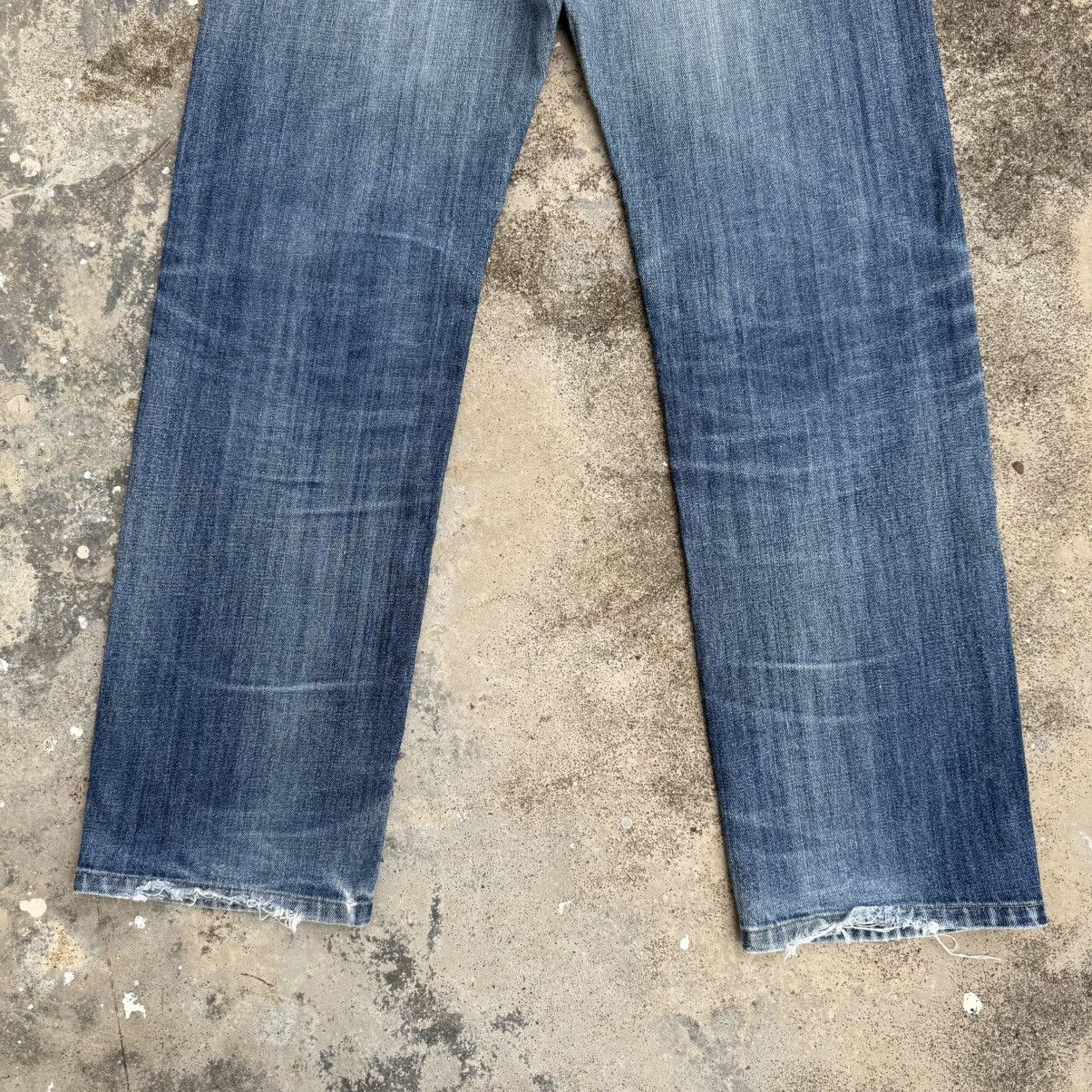 Japanese Brand VINTAGE JAPANESE FADED RIPPEP JEAN DENIM PANTS Size US 34 / EU 50 - 10 Thumbnail